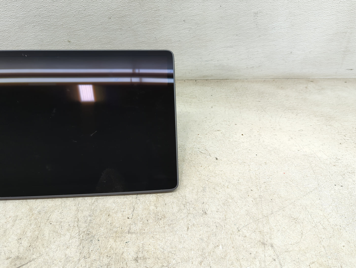 2022 Tesla Model 3 Information Display Screen - Oemusedautoparts1.com