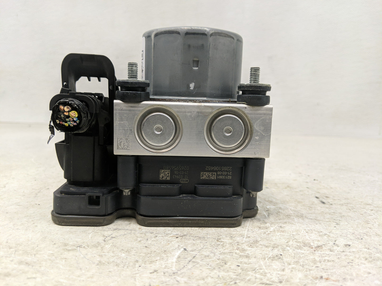 2022 Toyota 86 ABS Pump Control Module Replacement P/N:27536-CA002 Fits OEM Used Auto Parts - Oemusedautoparts1.com