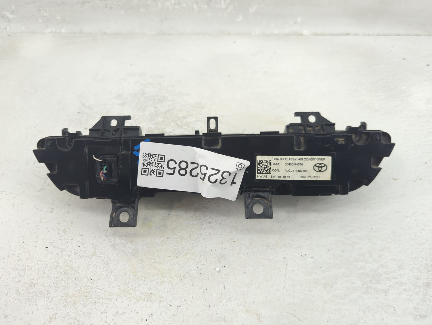2020-2022 Toyota C-Hr Climate Control Module Temperature AC/Heater Replacement P/N:55900-F4370 Fits Fits 2020 2021 2022 OEM 