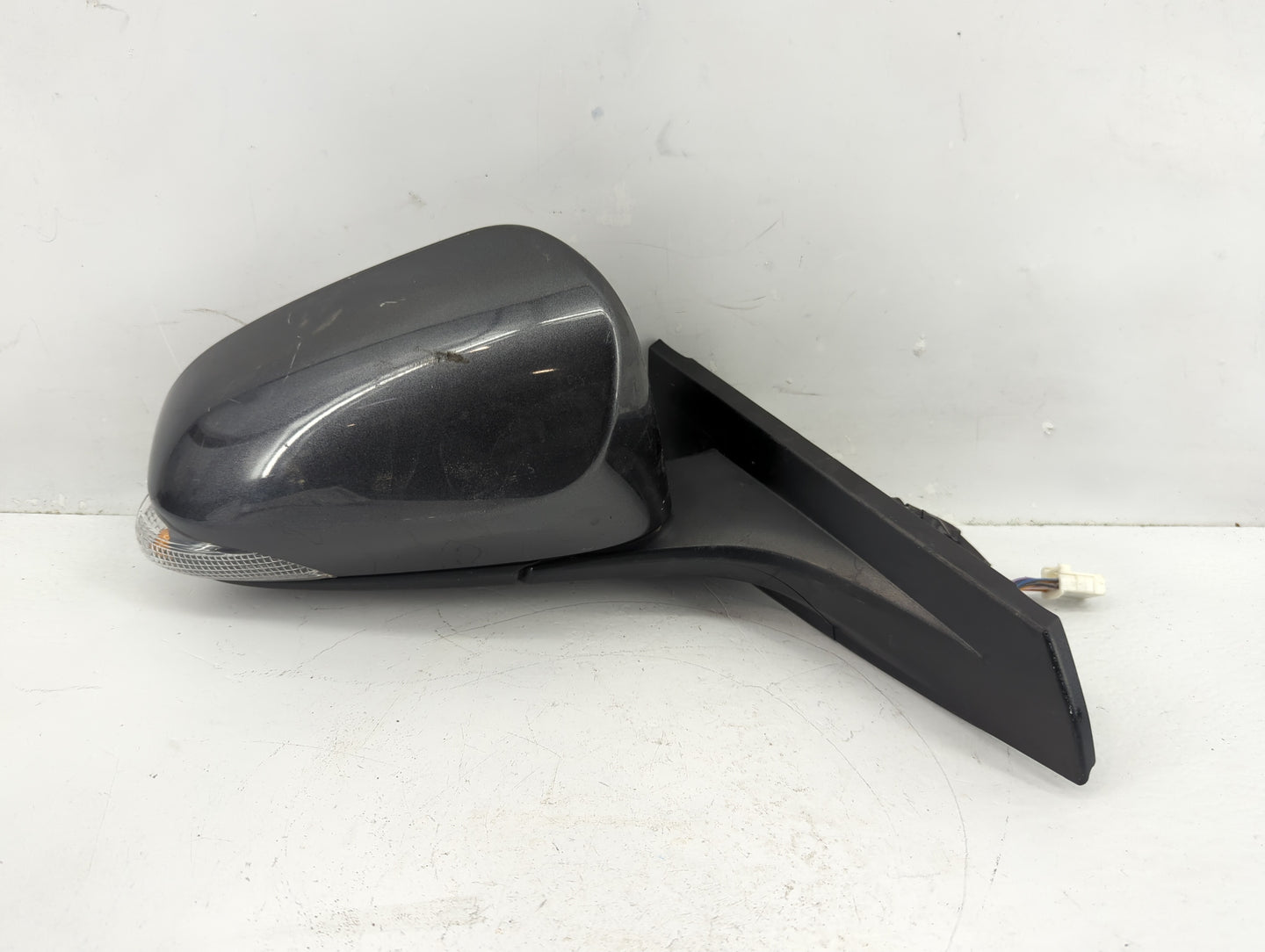 2019-2022 Toyota C-Hr Passenger Side View Mirror - Right Door Mirror OEM Used - Oemusedautoparts1.com