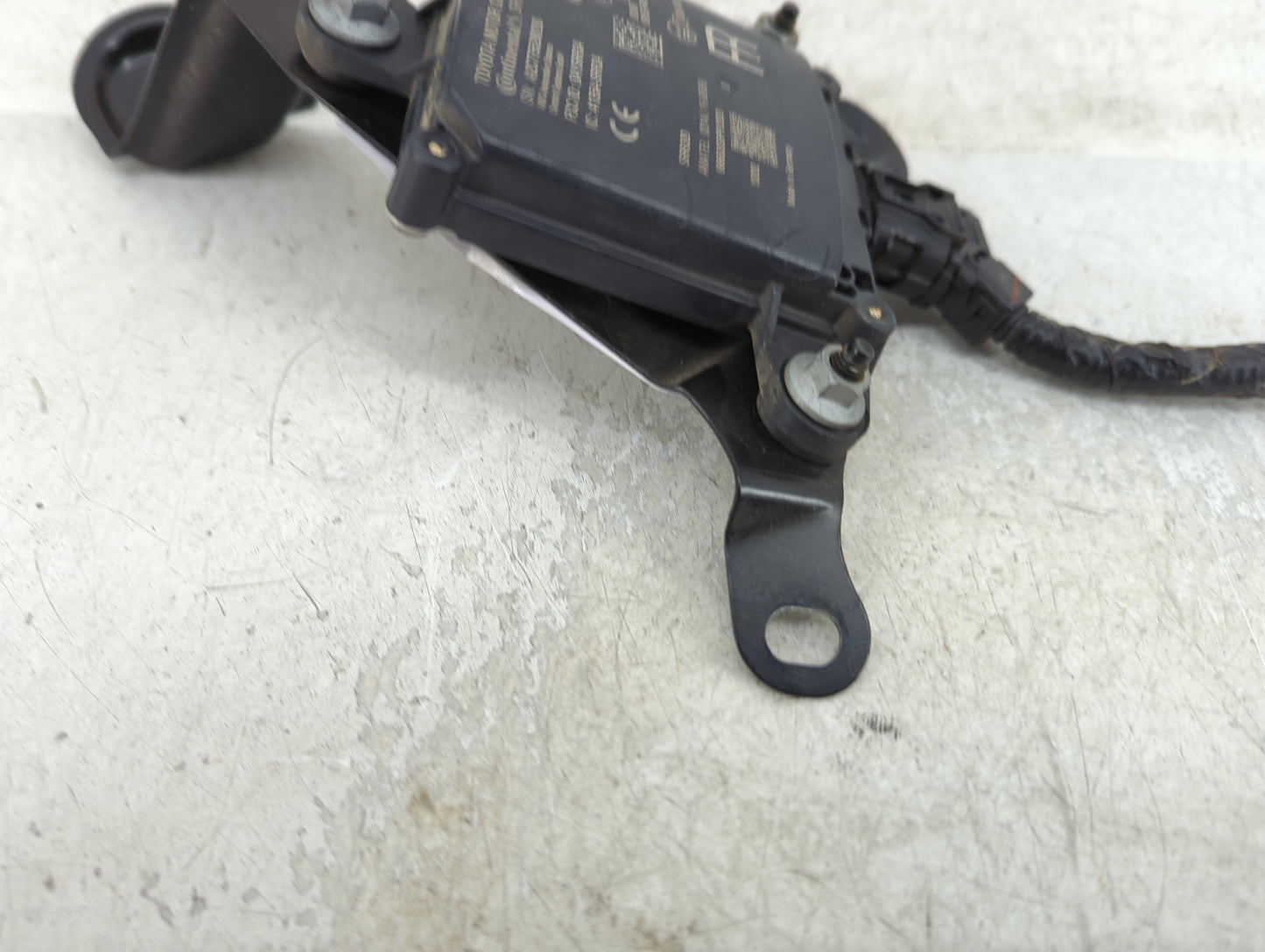 2020-2022 Toyota C-hr Back Up Sensor Backup Camera - Oemusedautoparts1.com