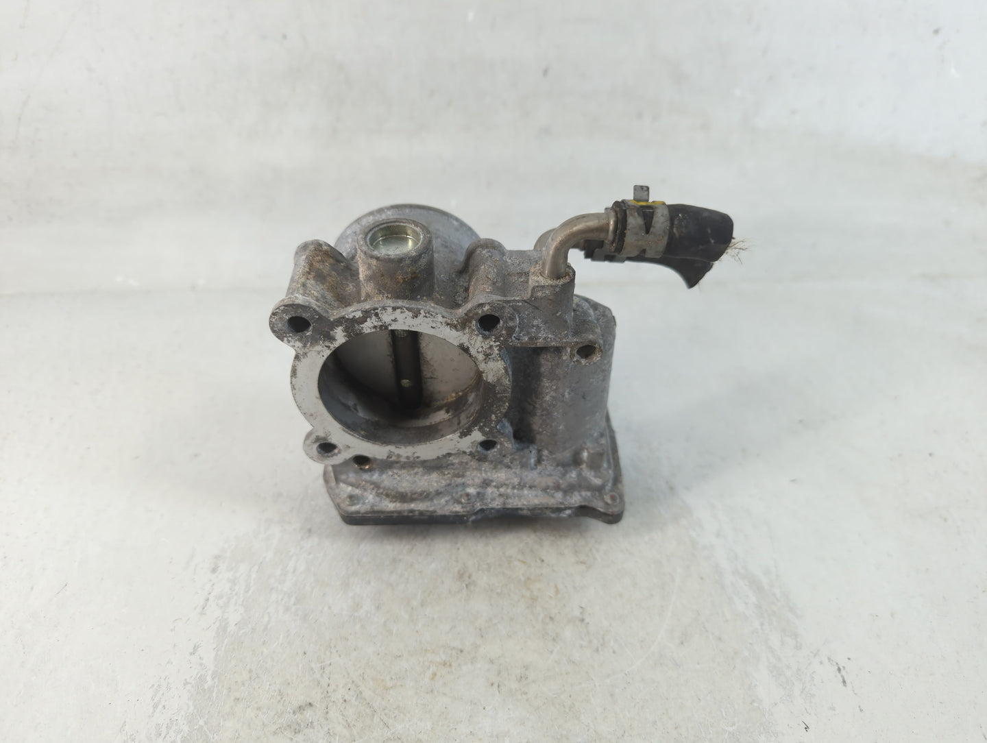 2018-2022 Toyota C-Hr Throttle Body P/N:22030-37040 Fits Fits 2013 2014 2018 2019 2020 2021 2022 OEM Used Auto Parts - Oemus