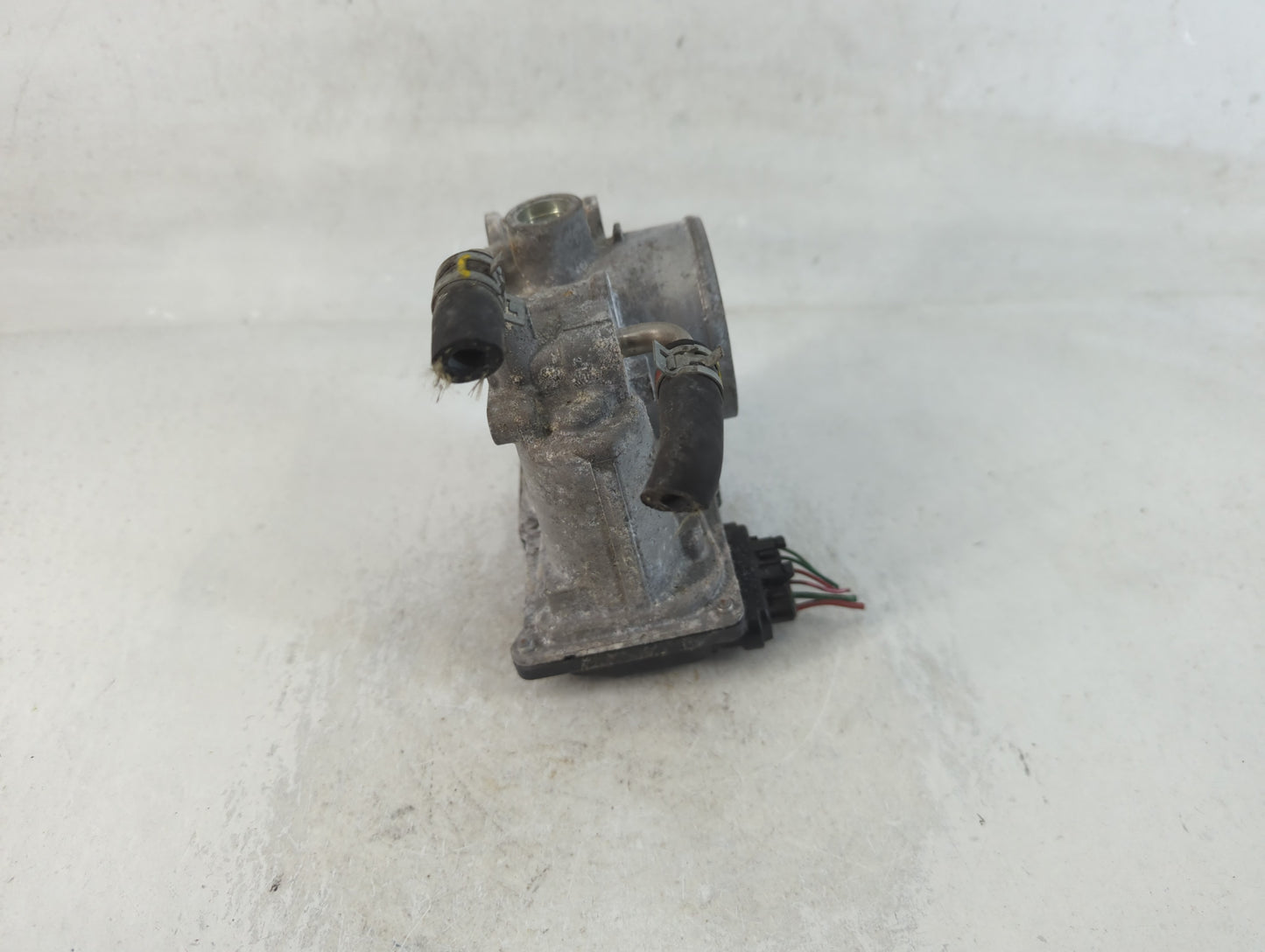 2018-2022 Toyota C-Hr Throttle Body P/N:22030-37040 Fits Fits 2013 2014 2018 2019 2020 2021 2022 OEM Used Auto Parts - Oemus