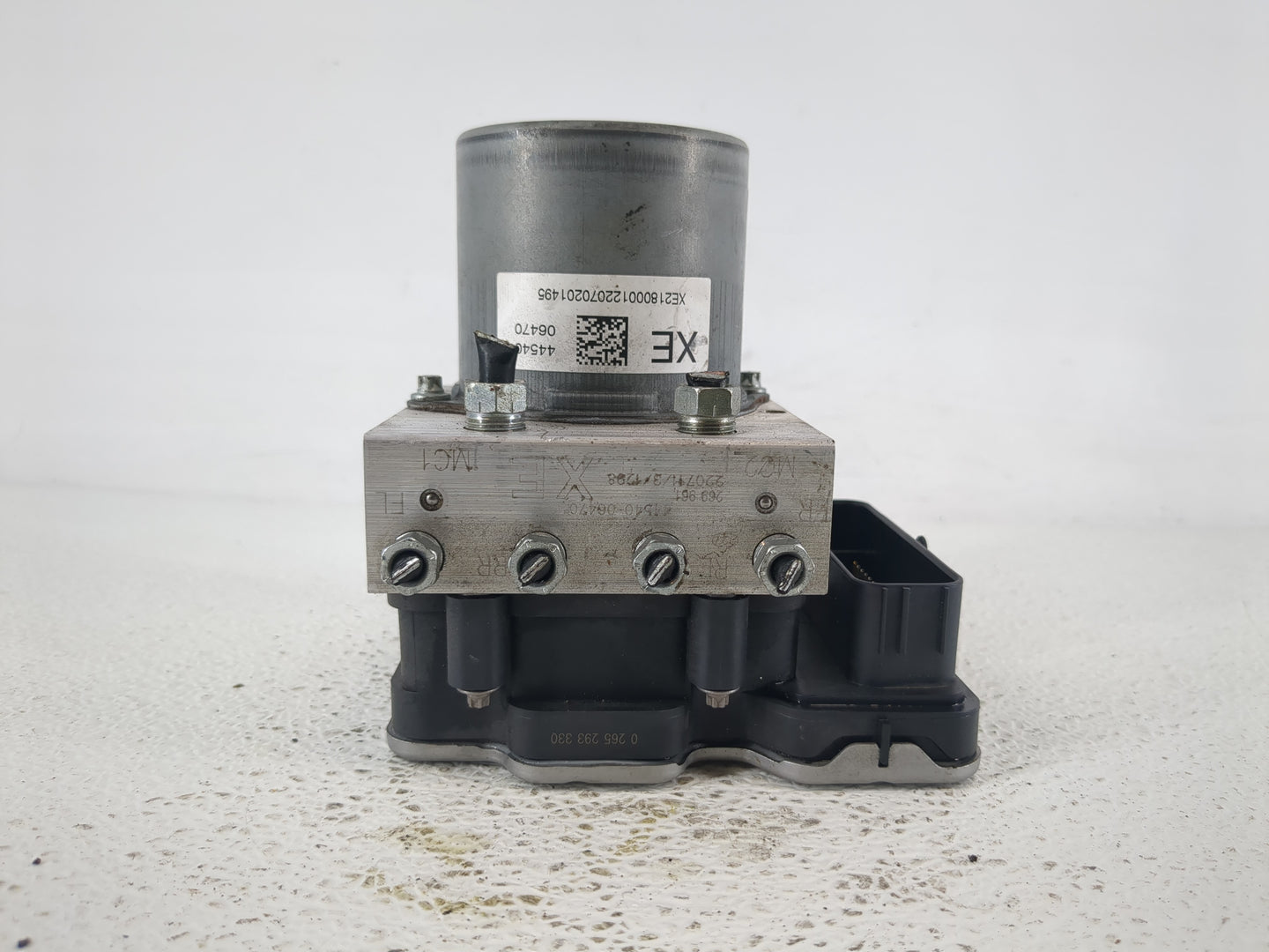 2021-2022 Toyota Camry ABS Pump Control Module Replacement P/N:44540-06470 Fits Fits 2021 2022 OEM Used Auto Parts - Oemused