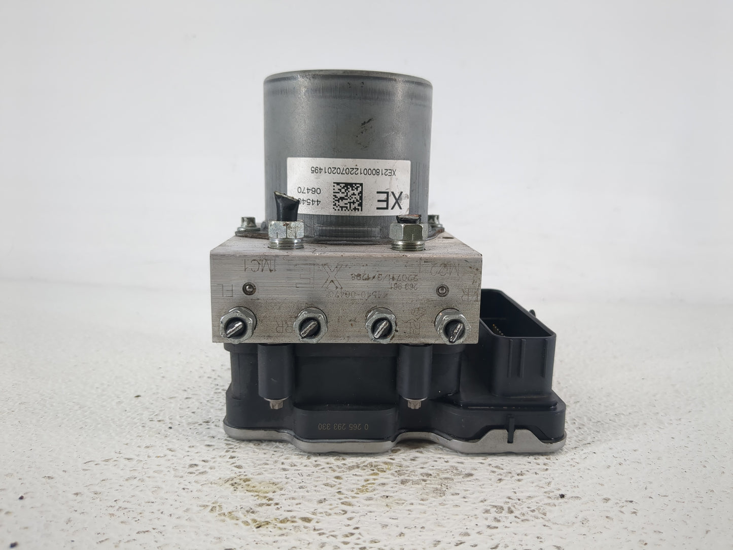 2021-2022 Toyota Camry ABS Pump Control Module Replacement P/N:44540-06470 Fits Fits 2021 2022 OEM Used Auto Parts - Oemused