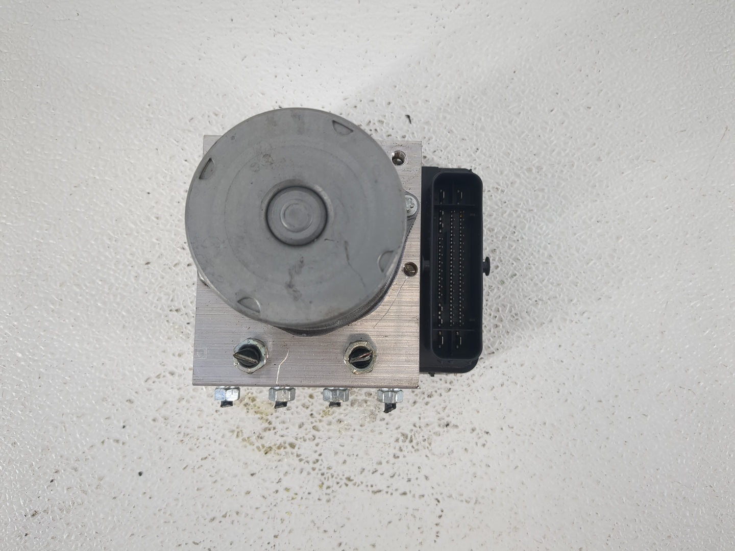 2021-2022 Toyota Camry ABS Pump Control Module Replacement P/N:44540-06470 Fits Fits 2021 2022 OEM Used Auto Parts - Oemused