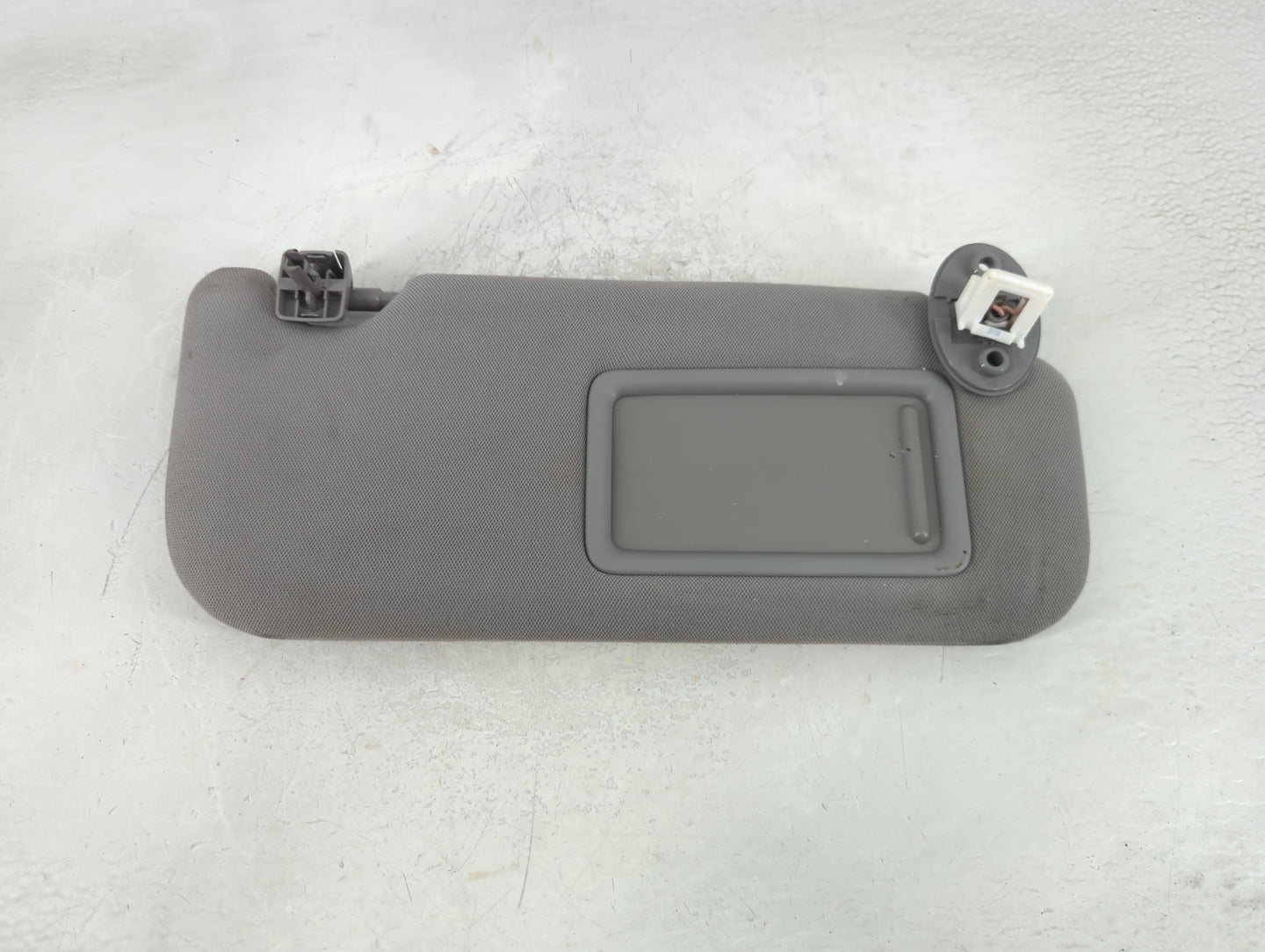 2018-2022 Toyota Camry Sun Visor Shade Replacement Passenger Right Mirror Fits Fits 2018 2019 2020 2021 2022 OEM Used Auto P