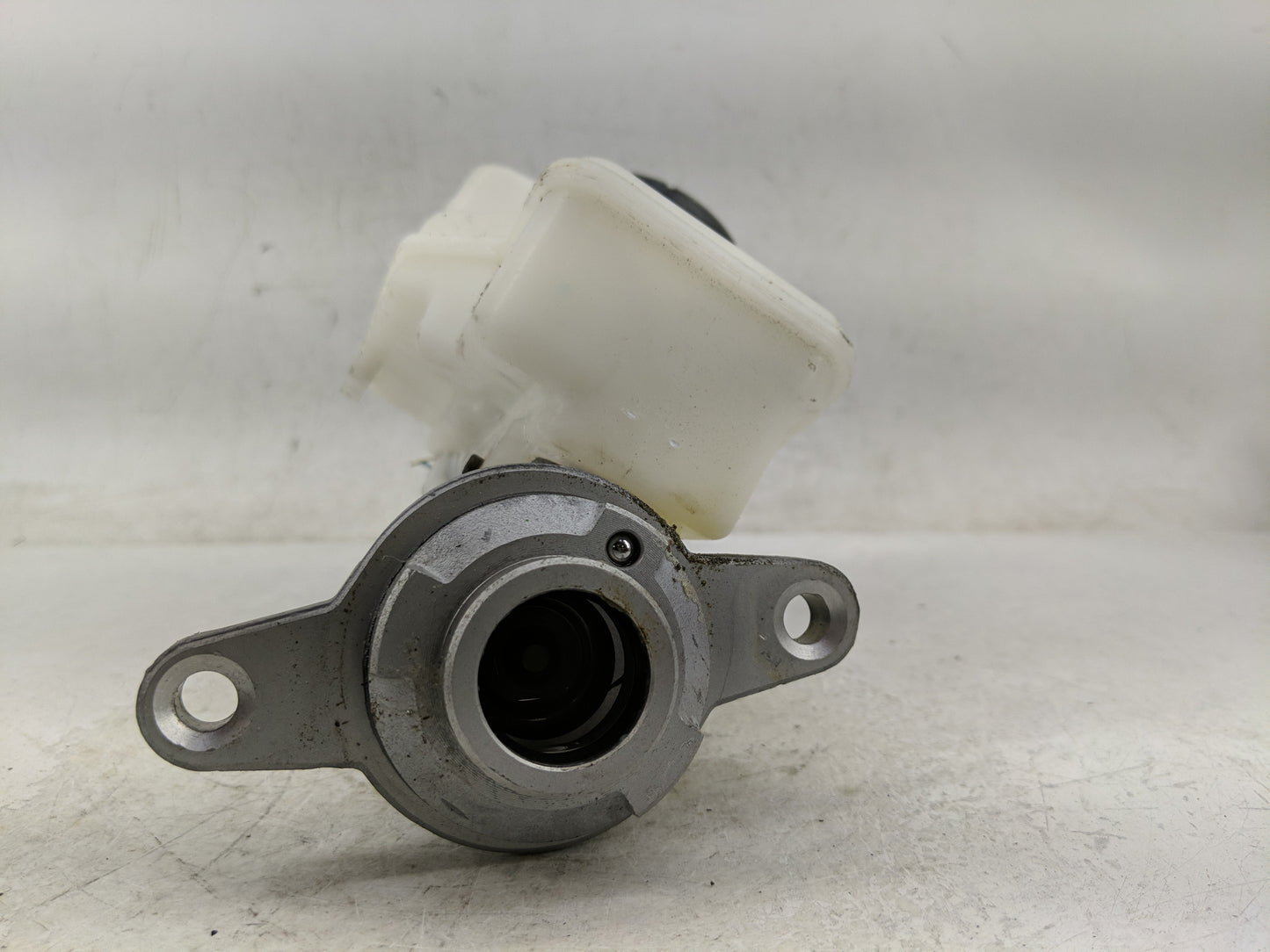 2022 Toyota Camry Brake Master Cylinder 1312504 - Oemusedautoparts1.com
