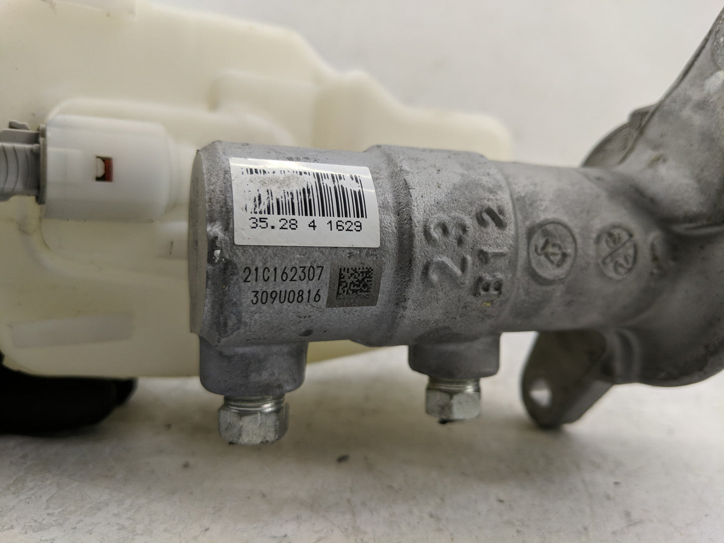2022 Toyota Camry Brake Master Cylinder 1312504 - Oemusedautoparts1.com