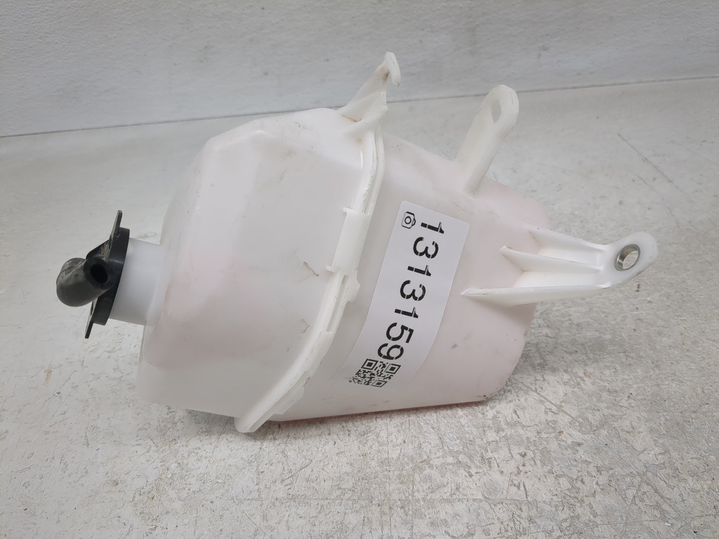 2018-2022 Toyota Camry Radiator Coolant Overflow Expansion Tank Bottle 1313159 - Oemusedautoparts1.com