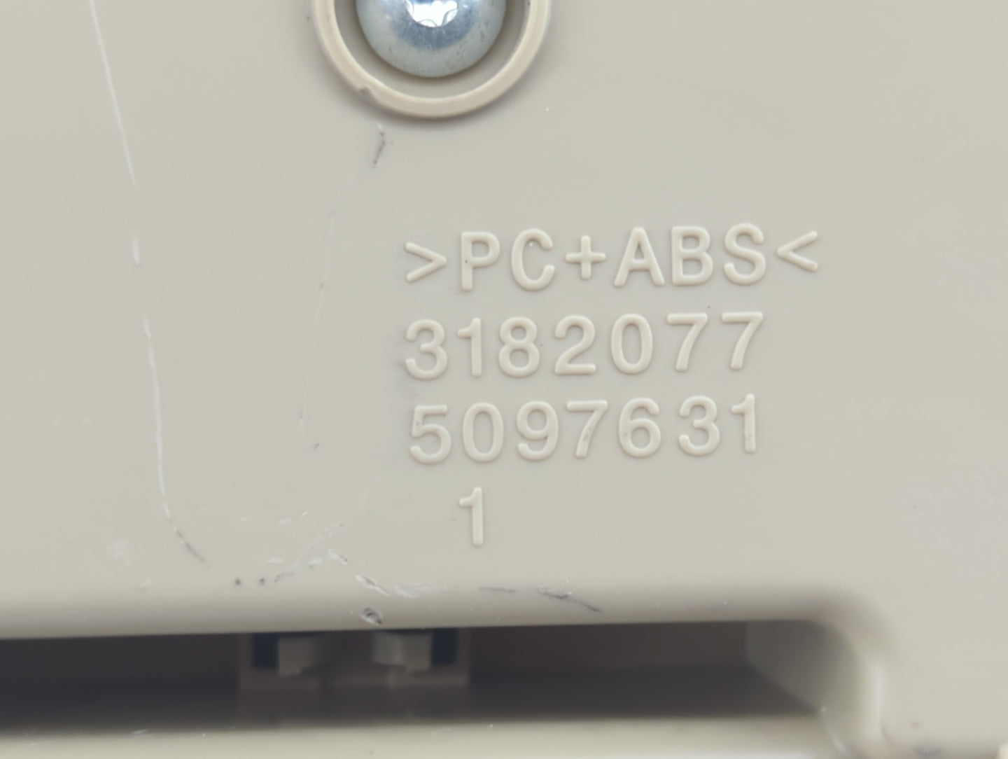 2022 Toyota Camry Overhead Roof Console - Oemusedautoparts1.com