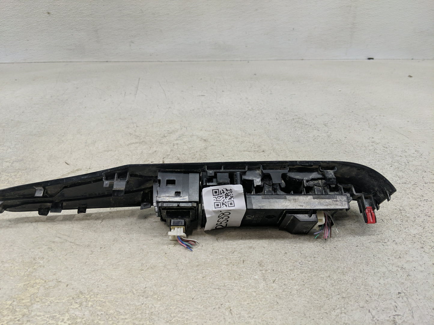 2018-2022 Toyota Camry Master Power Window Switch Replacement Driver Side Left P/N:84040-0E130 Fits Fits 2018 2019 2020 2021