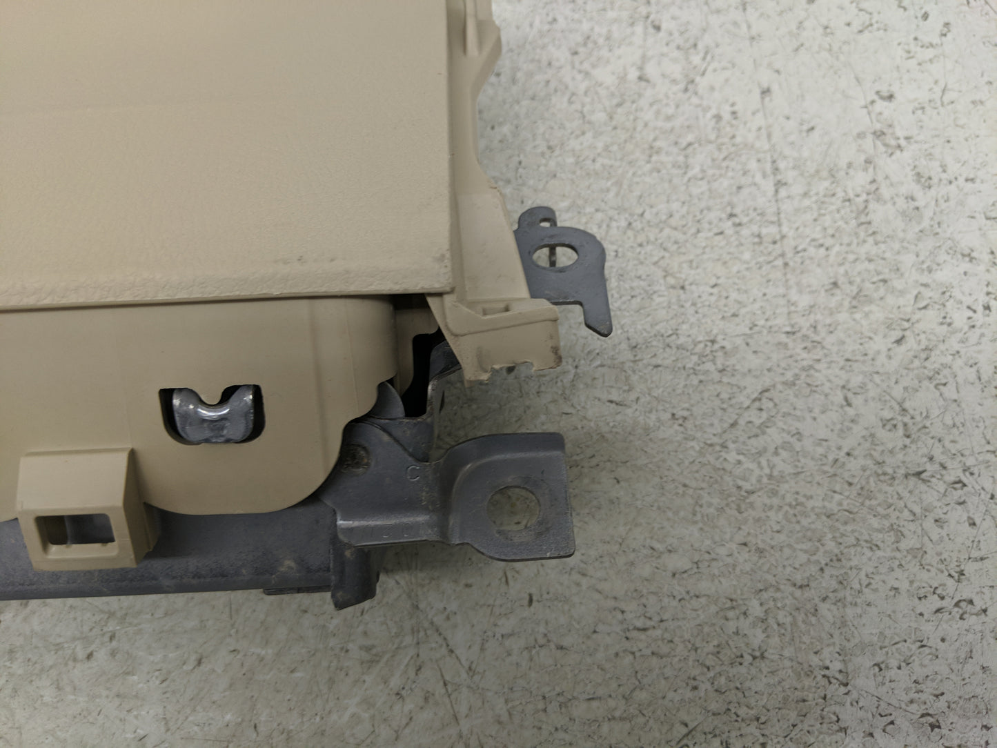 2018-2022 Toyota Camry Air Bag Driver Left Knee OEM Fits Fits 2018 2019 2020 2021 2022 OEM Used Auto Parts - Oemusedautopart