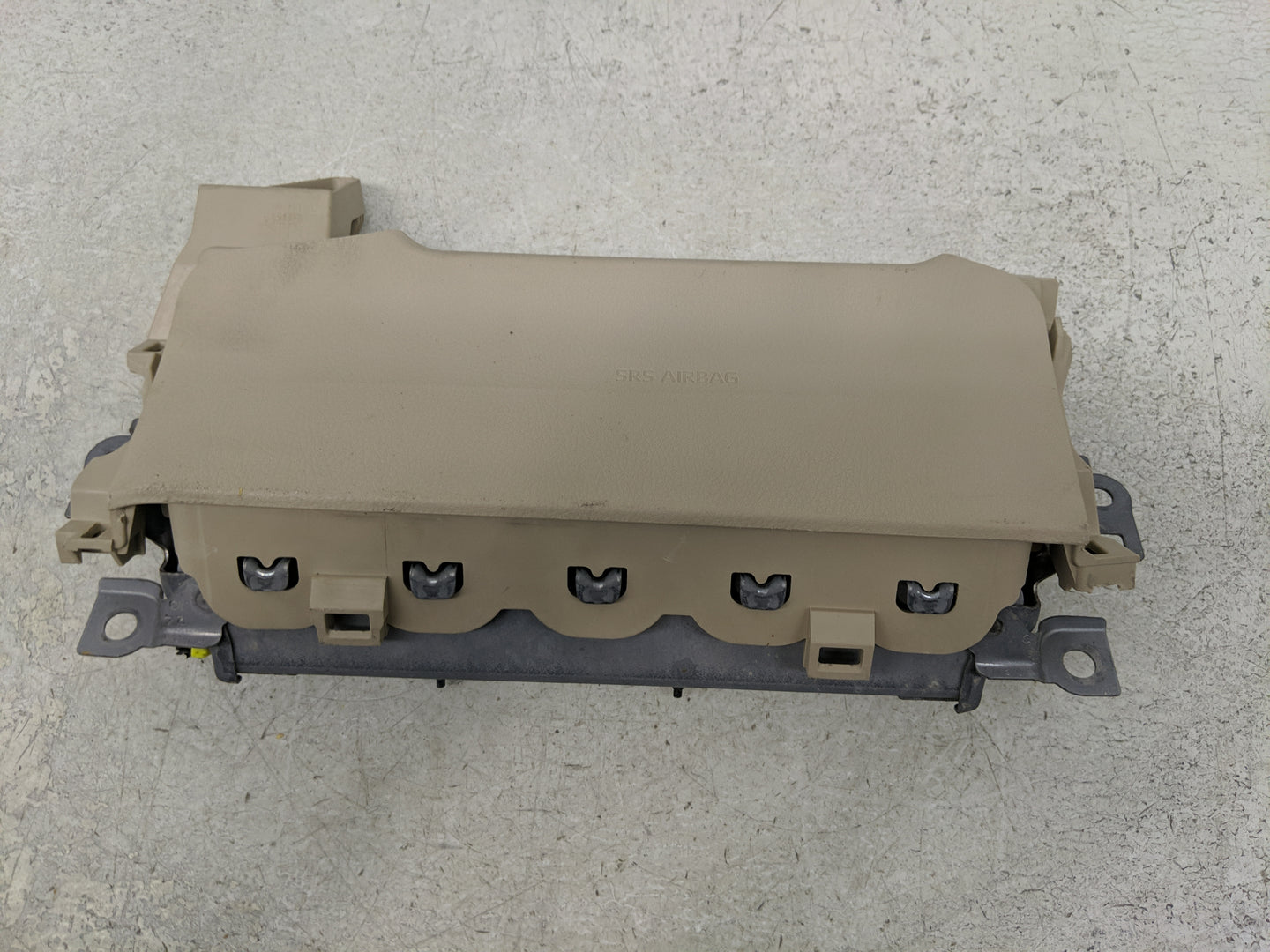 2018-2022 Toyota Camry Air Bag Driver Left Knee OEM Fits Fits 2018 2019 2020 2021 2022 OEM Used Auto Parts - Oemusedautopart