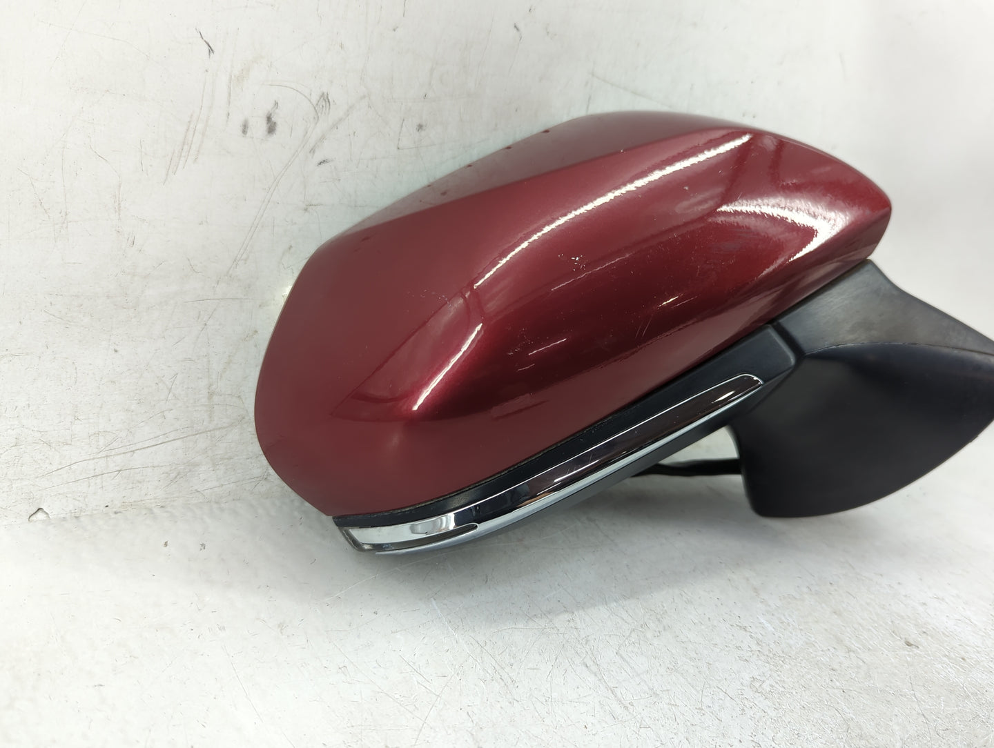 2018-2022 Toyota Camry Passenger Side View Mirror - Right Door Mirror OEM Used - Oemusedautoparts1.com