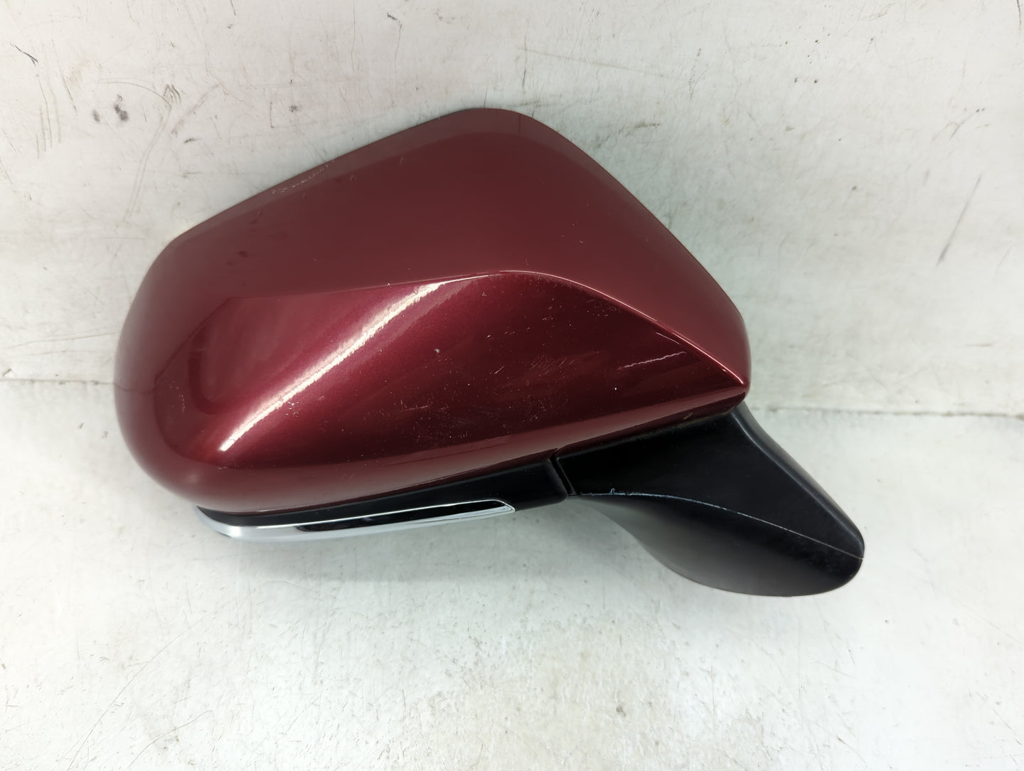 2018-2022 Toyota Camry Passenger Side View Mirror - Right Door Mirror OEM Used - Oemusedautoparts1.com