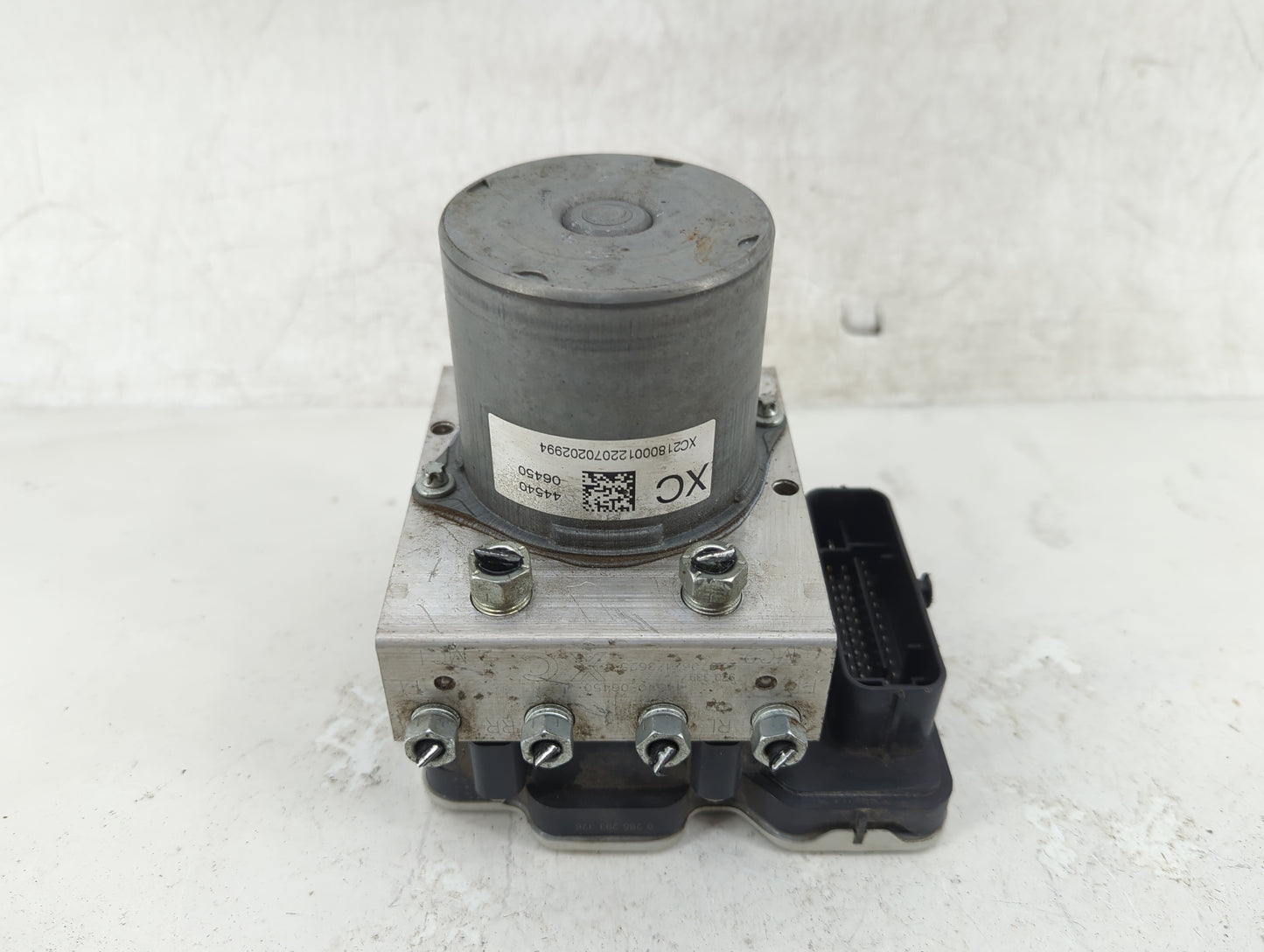 2021-2022 Toyota Camry ABS Pump Control Module Replacement P/N:44540 06450 XC2180001220702029294 Fits Fits 2021 2022 OEM Use