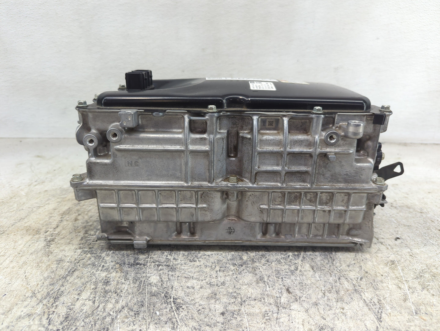 2018 Camry Ac Dc Power Control Module Accessory Computer Power Inverter - Oemusedautoparts1.com
