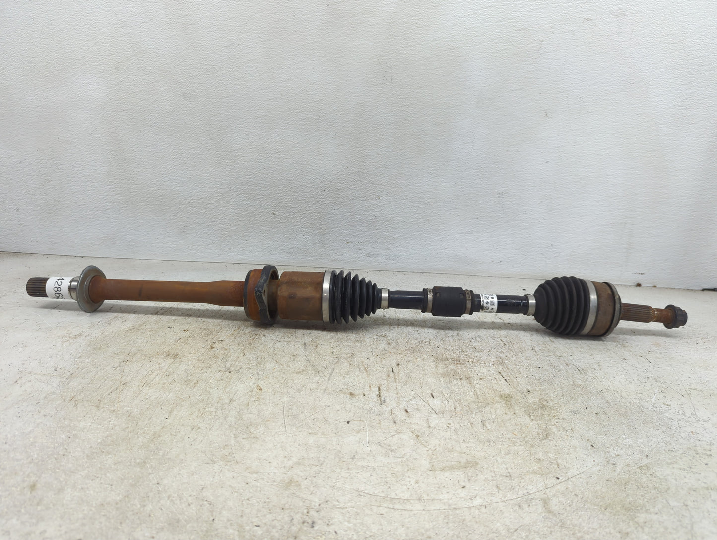2018-2022 Toyota Camry Axle Shaft Front Passenger Cv C/v - Oemusedautoparts1.com
