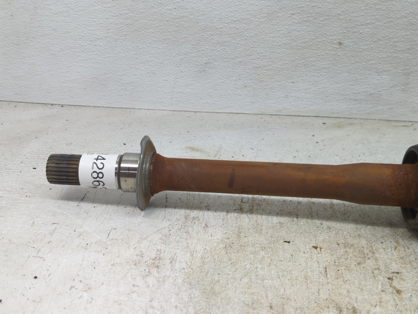 2018-2022 Toyota Camry Axle Shaft Front Passenger Cv C/v - Oemusedautoparts1.com
