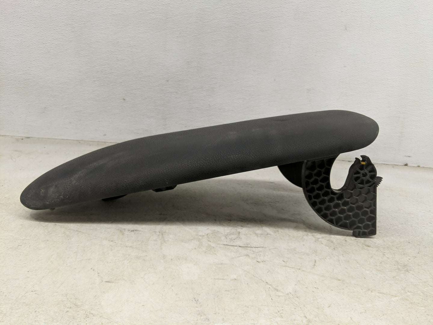 2022 Toyota Camry Center Console Armrest Cover Lid Fits OEM Used Auto Parts - Oemusedautoparts1.com