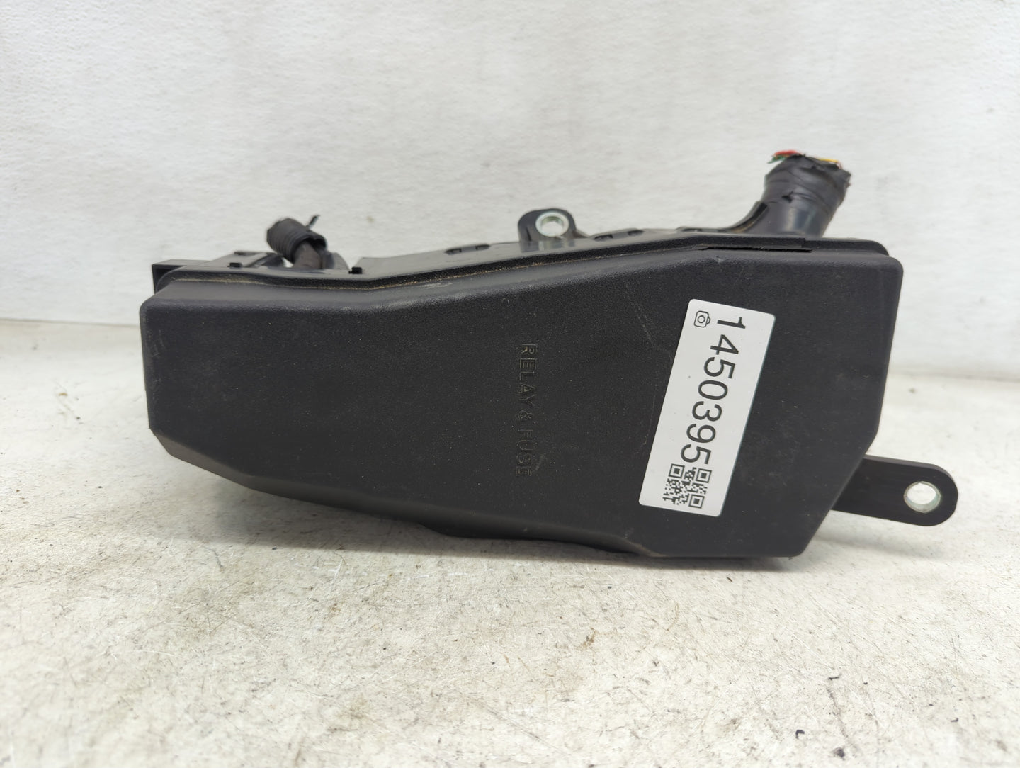 2018-2022 Toyota Camry Fusebox Fuse Box Panel Relay Module P/N:82620-33140 Fits Fits 2018 2019 2020 2021 2022 OEM Used Auto 