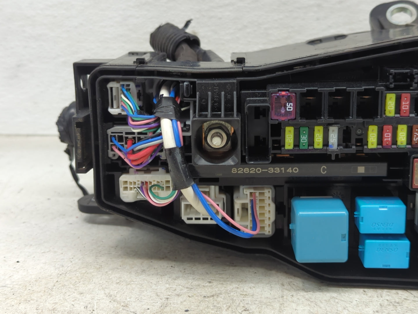 2018-2022 Toyota Camry Fusebox Fuse Box Panel Relay Module P/N:82620-33140 Fits Fits 2018 2019 2020 2021 2022 OEM Used Auto 