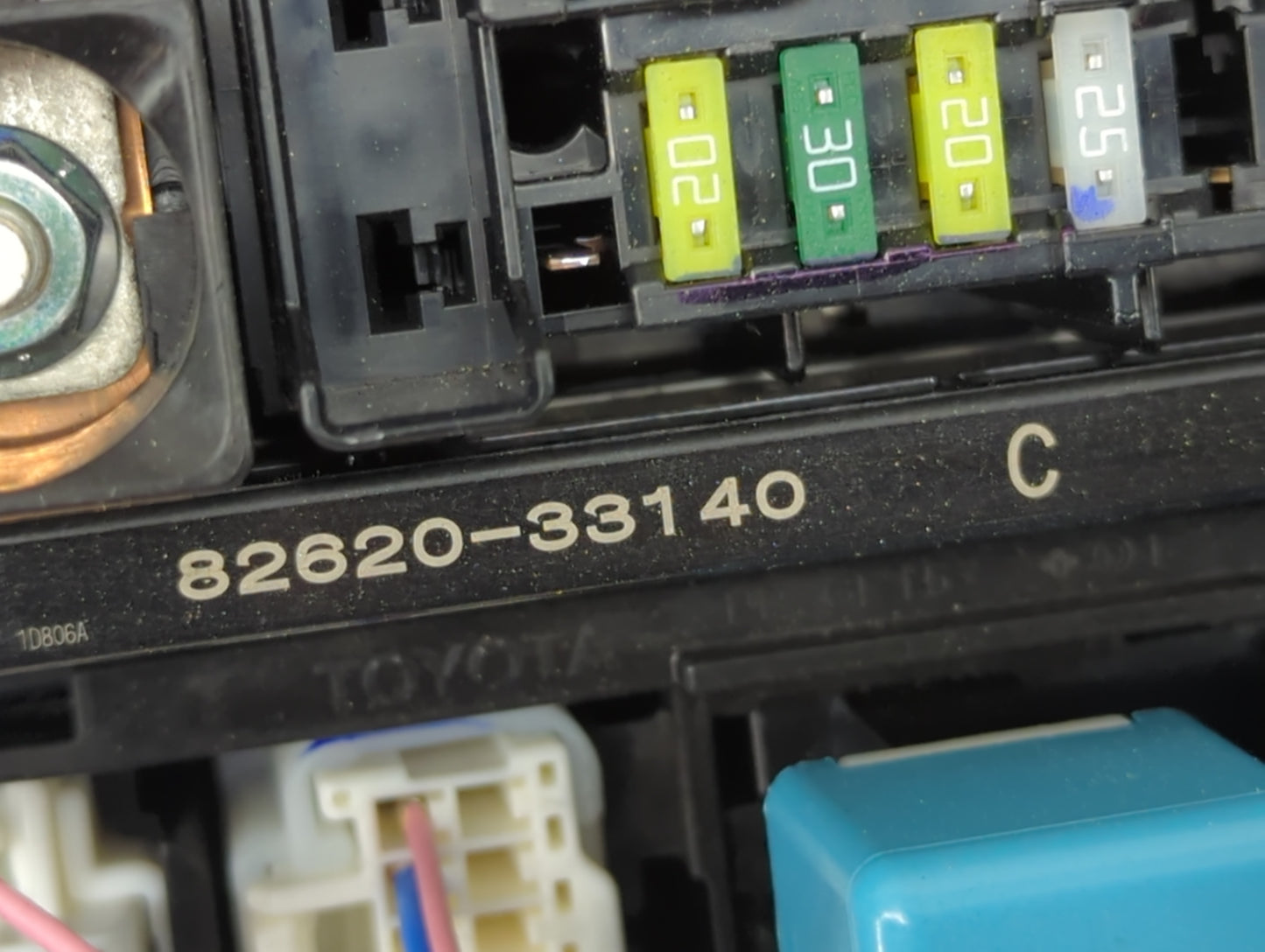 2018-2022 Toyota Camry Fusebox Fuse Box Panel Relay Module P/N:82620-33140 Fits Fits 2018 2019 2020 2021 2022 OEM Used Auto 