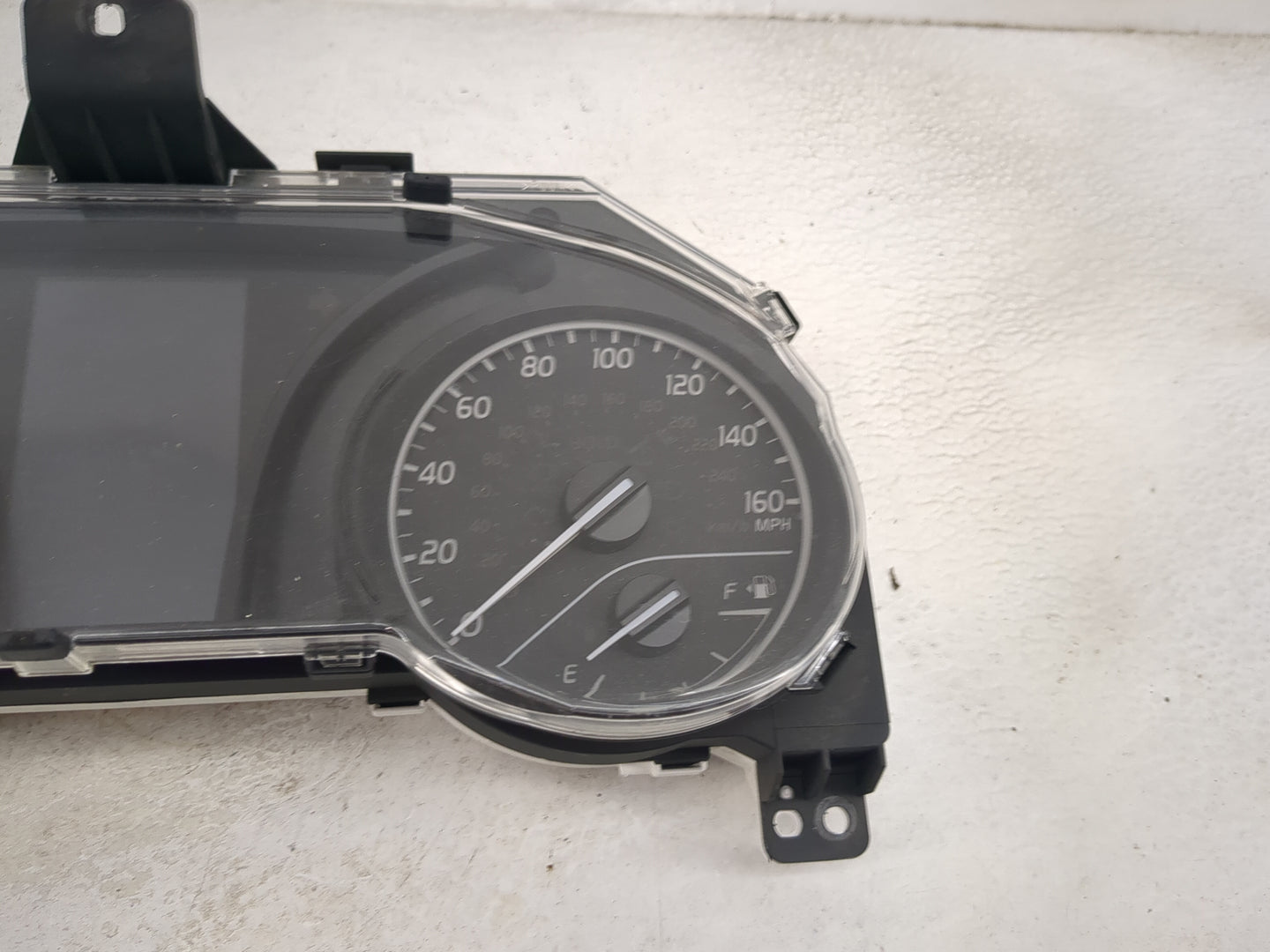 2019-2022 Toyota Camry Instrument Cluster Speedometer Gauges P/N:83800-0XD23-00 TN257580-9406 Miles: Fits Fits 2019 2020 202