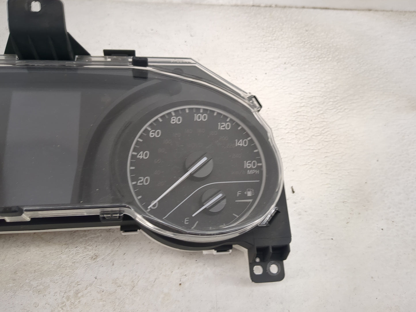 2019-2022 Toyota Camry Instrument Cluster Speedometer Gauges P/N:83800-0XD23-00 TN257580-9406 Miles: Fits Fits 2019 2020 202