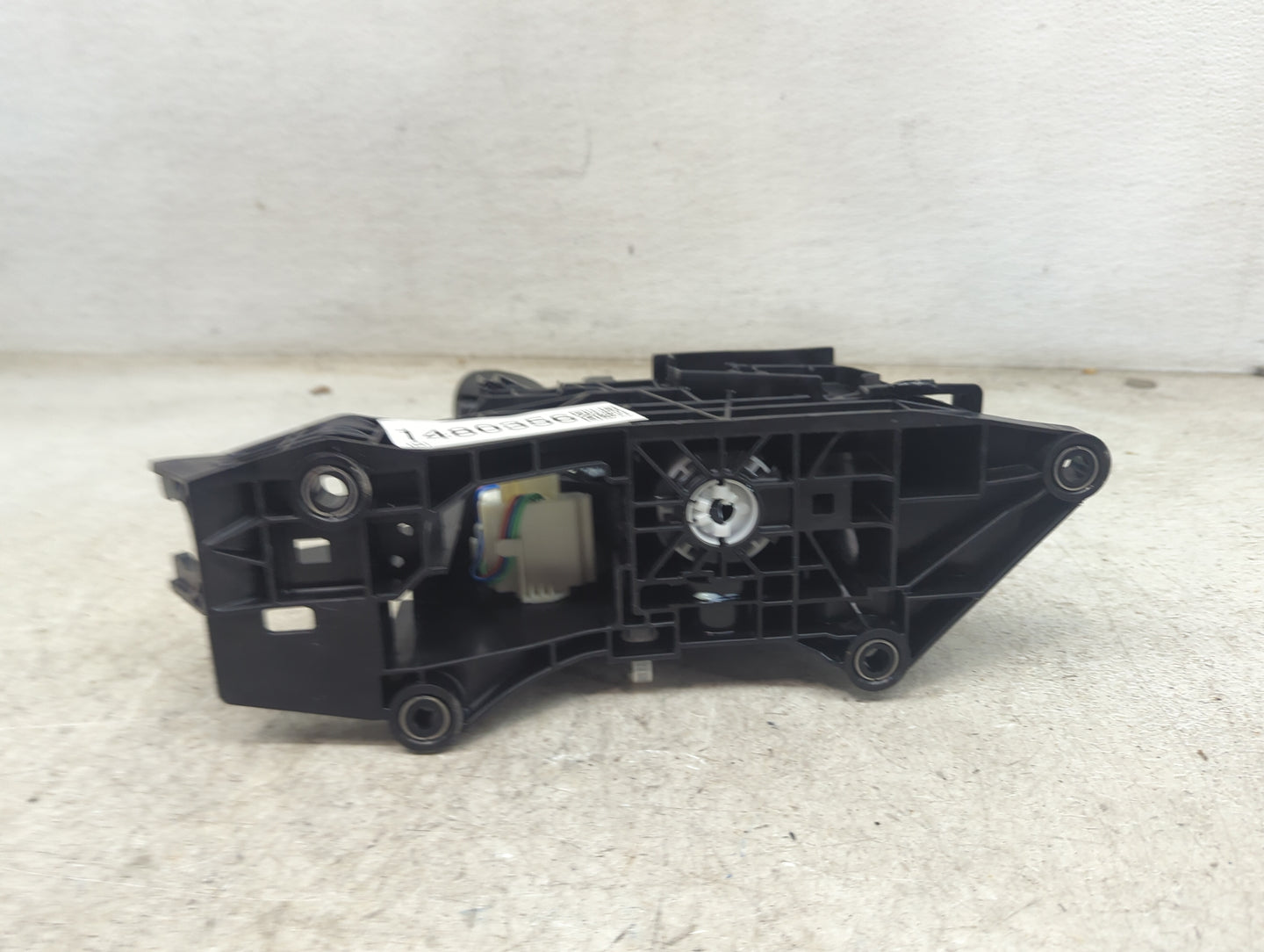 2022 Toyota Camry Floor Console Assembly Shifter - Oemusedautoparts1.com