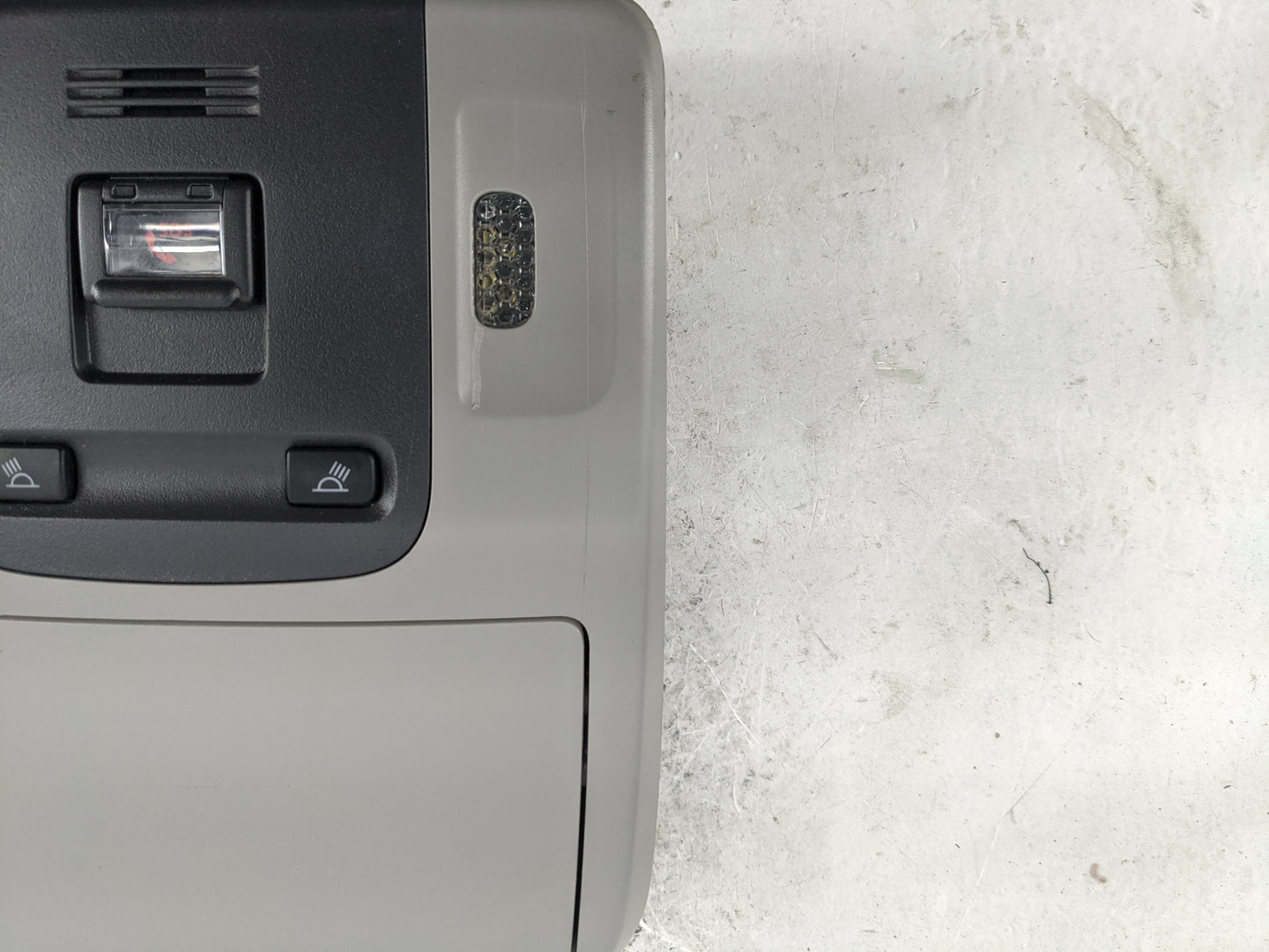 2022 Toyota Camry Overhead Roof Console Gray 1483261 - Oemusedautoparts1.com
