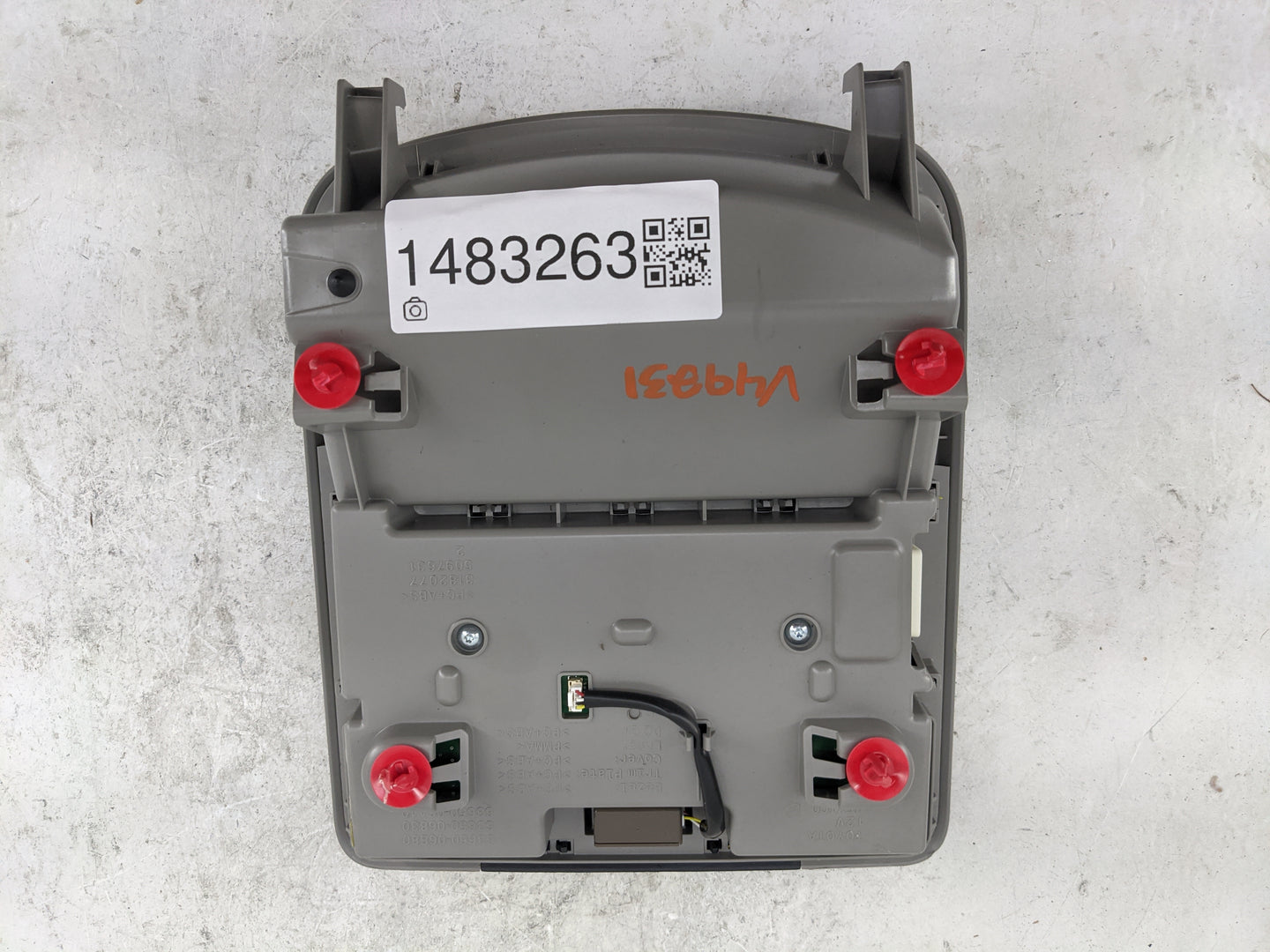 2022 Toyota Camry Overhead Roof Console Gray 1483263 - Oemusedautoparts1.com
