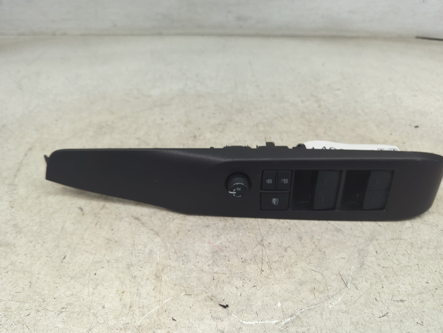 2018-2022 Toyota Camry Master Power Window Switch Replacement Driver Side Left P/N:84040-0E130 84040-06070 Fits OEM Used Aut