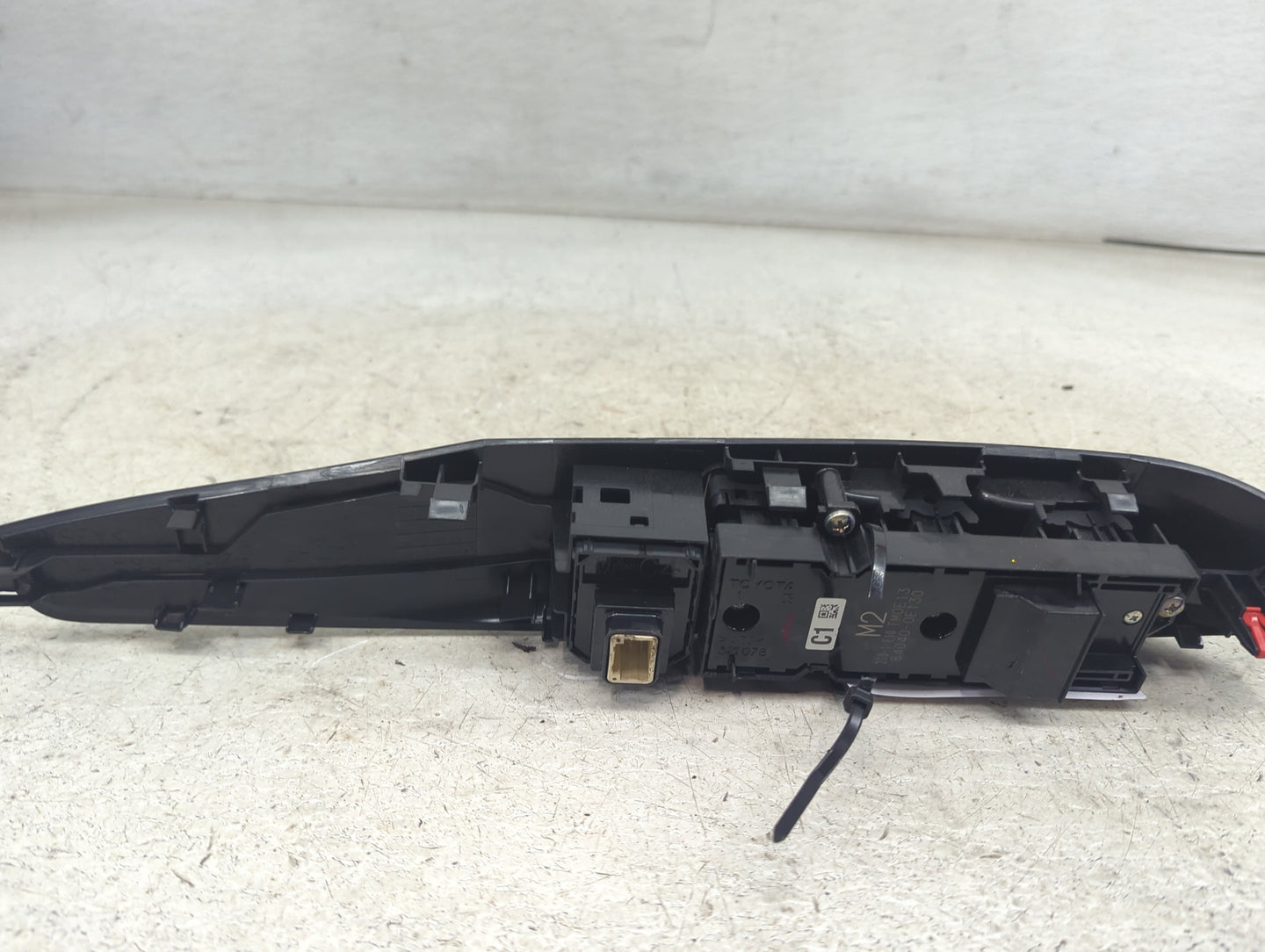 2018-2022 Toyota Camry Master Power Window Switch Replacement Driver Side Left P/N:84040-0E130 84040-06070 Fits OEM Used Aut