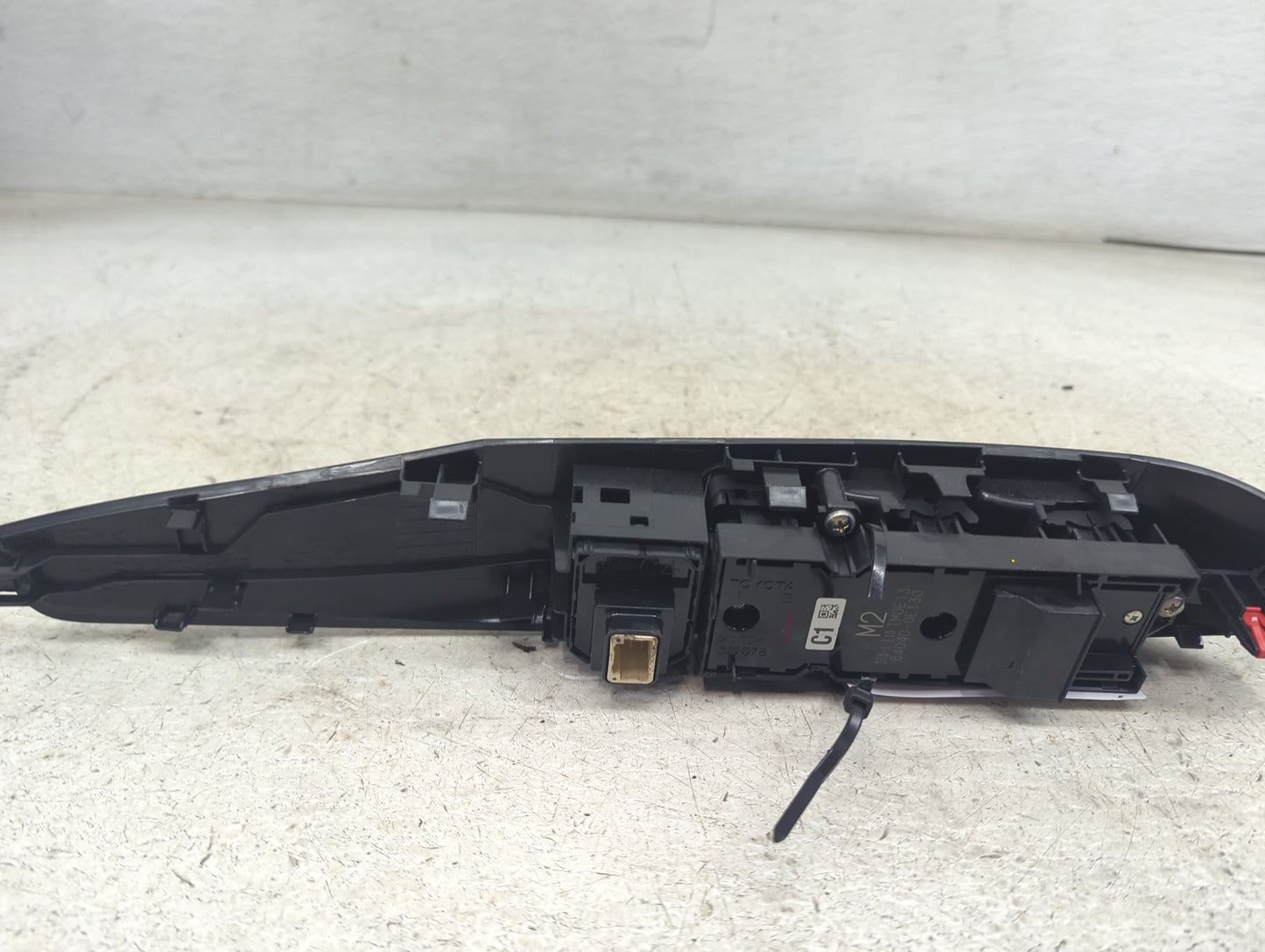 2018-2022 Toyota Camry Master Power Window Switch Replacement Driver Side Left P/N:84040-0E130 84040-06070 Fits OEM Used Aut
