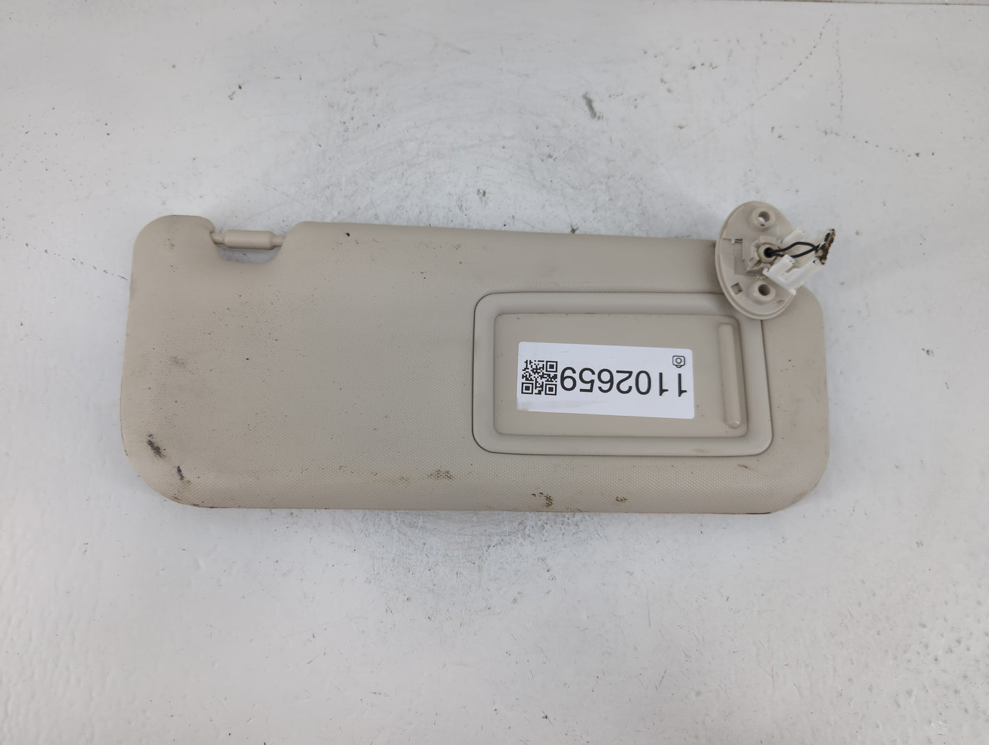 2022 Toyota Corolla Sun Visor Shade Replacement Passenger Right Mirror Fits OEM Used Auto Parts - Oemusedautoparts1.com