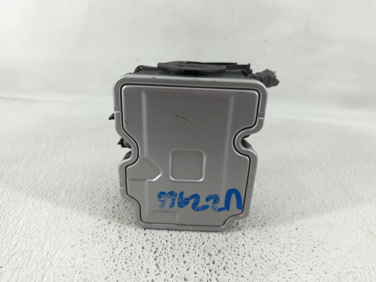 2020-2022 Toyota Corolla ABS Pump Control Module Replacement P/N:44540-12810 44540-1281C Fits Fits 2020 2021 2022 OEM Used A