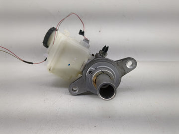 2019-2022 Toyota Corolla Brake Master Cylinder