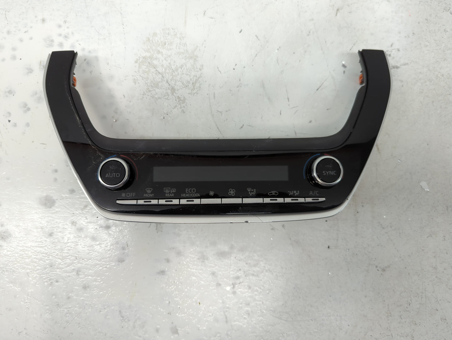 2022 Toyota Corolla Climate Control Module Temperature AC/Heater Replacement P/N:75K533 55900-0A070 Fits OEM Used Auto Parts
