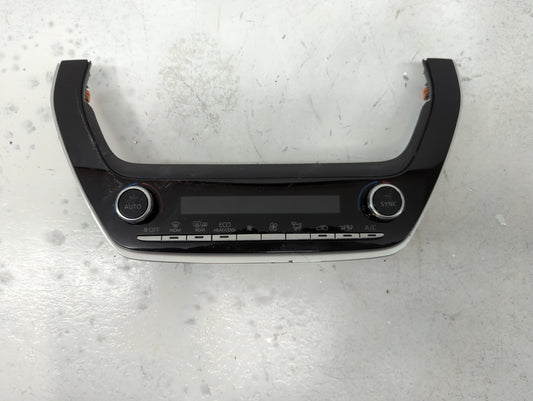 2022 Toyota Corolla Climate Control Module Temperature AC/Heater Replacement P/N:75K533 55900-0A070 Fits OEM Used Auto Parts