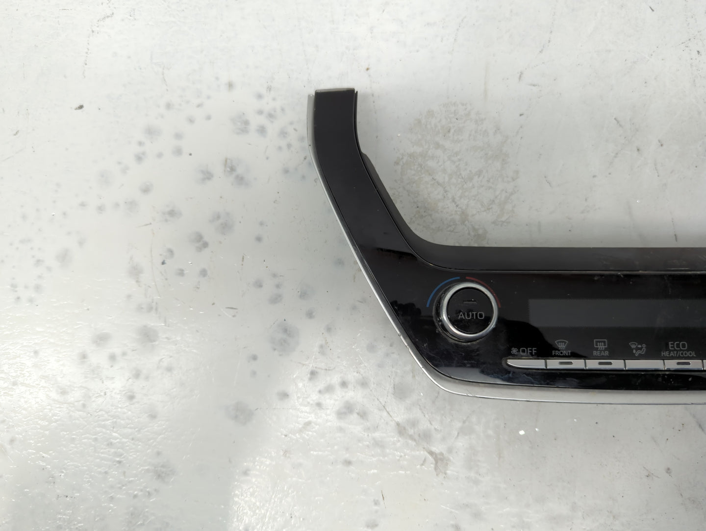 2022 Toyota Corolla Climate Control Module Temperature AC/Heater Replacement P/N:55900-02D30 Fits OEM Used Auto Parts - Oemu