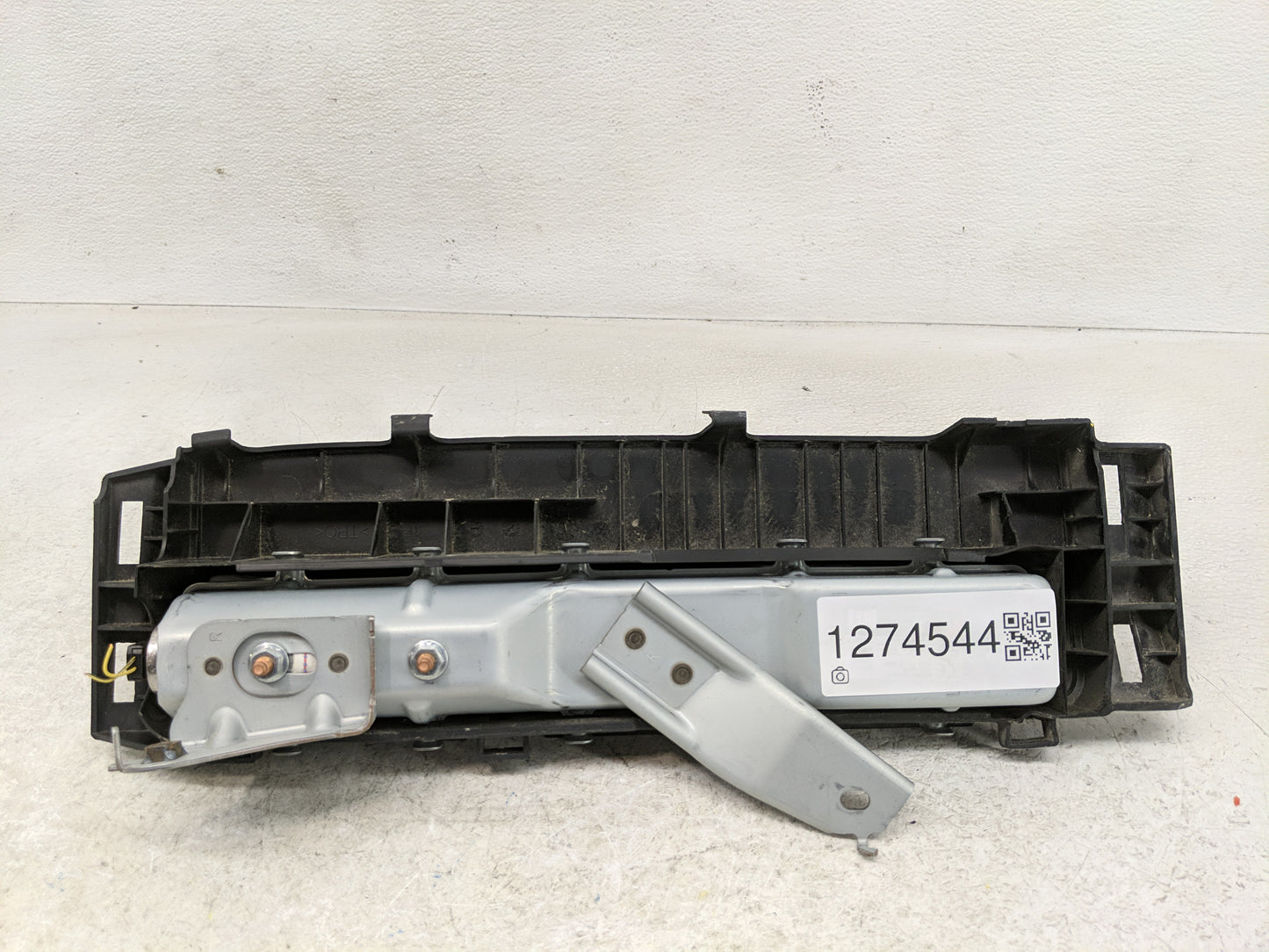 2021-2022 Toyota Corolla Air Bag Driver Left Steering Wheel Mounted Fits Fits 2021 2022 OEM Used Auto Parts - Oemusedautopar