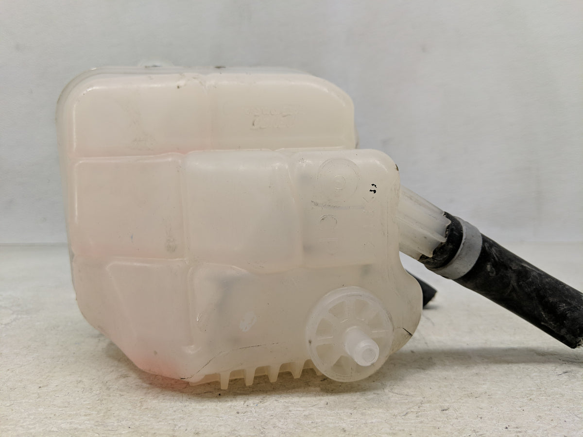 2019-2022 Toyota Corolla Radiator Coolant Overflow Expansion Tank Bottle 1313101 - Oemusedautoparts1.com