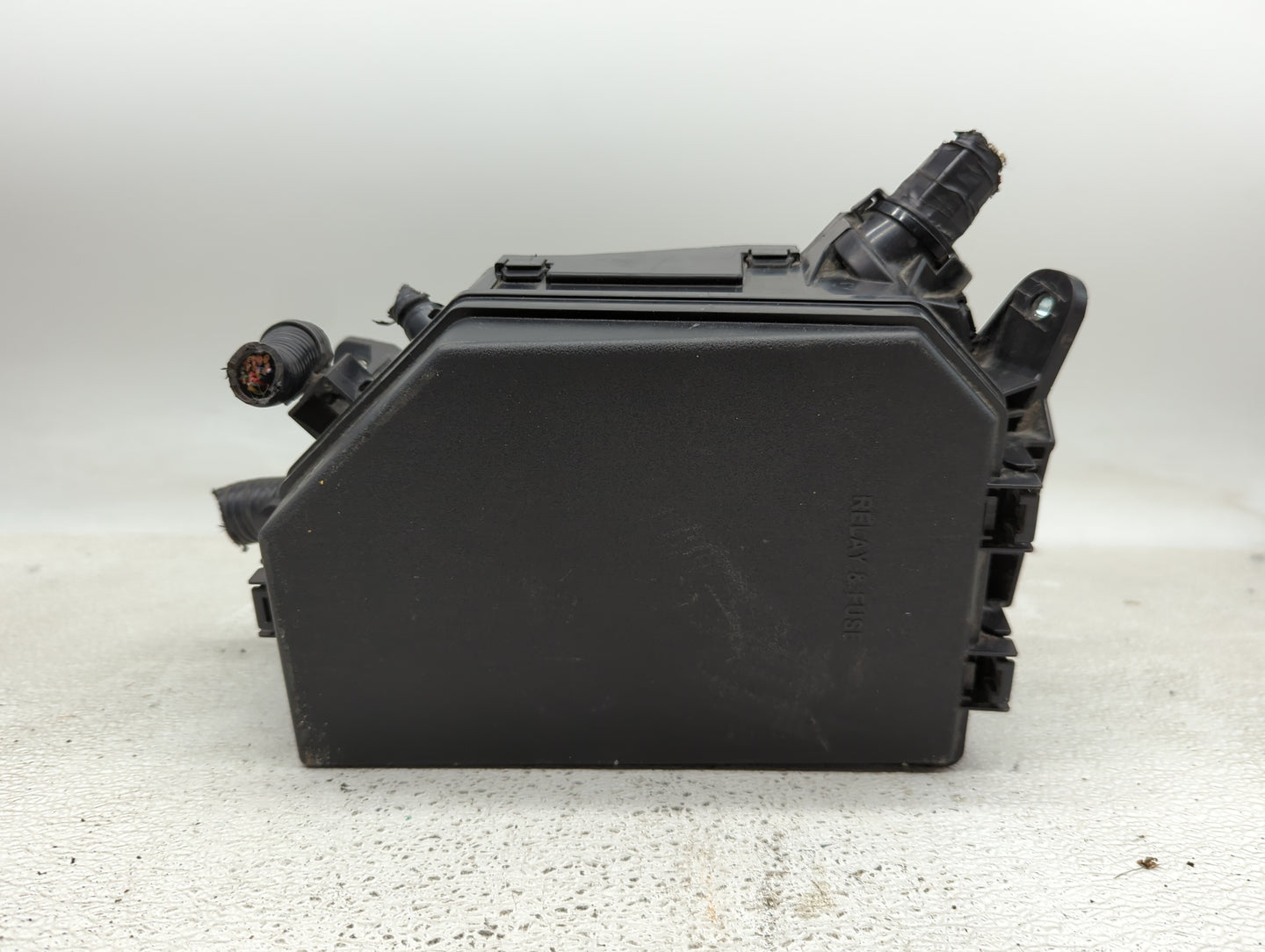 2020-2022 Toyota Corolla Fusebox Fuse Box Panel Relay Module P/N:82641-47050-A Fits Fits 2020 2021 2022 OEM Used Auto Parts 