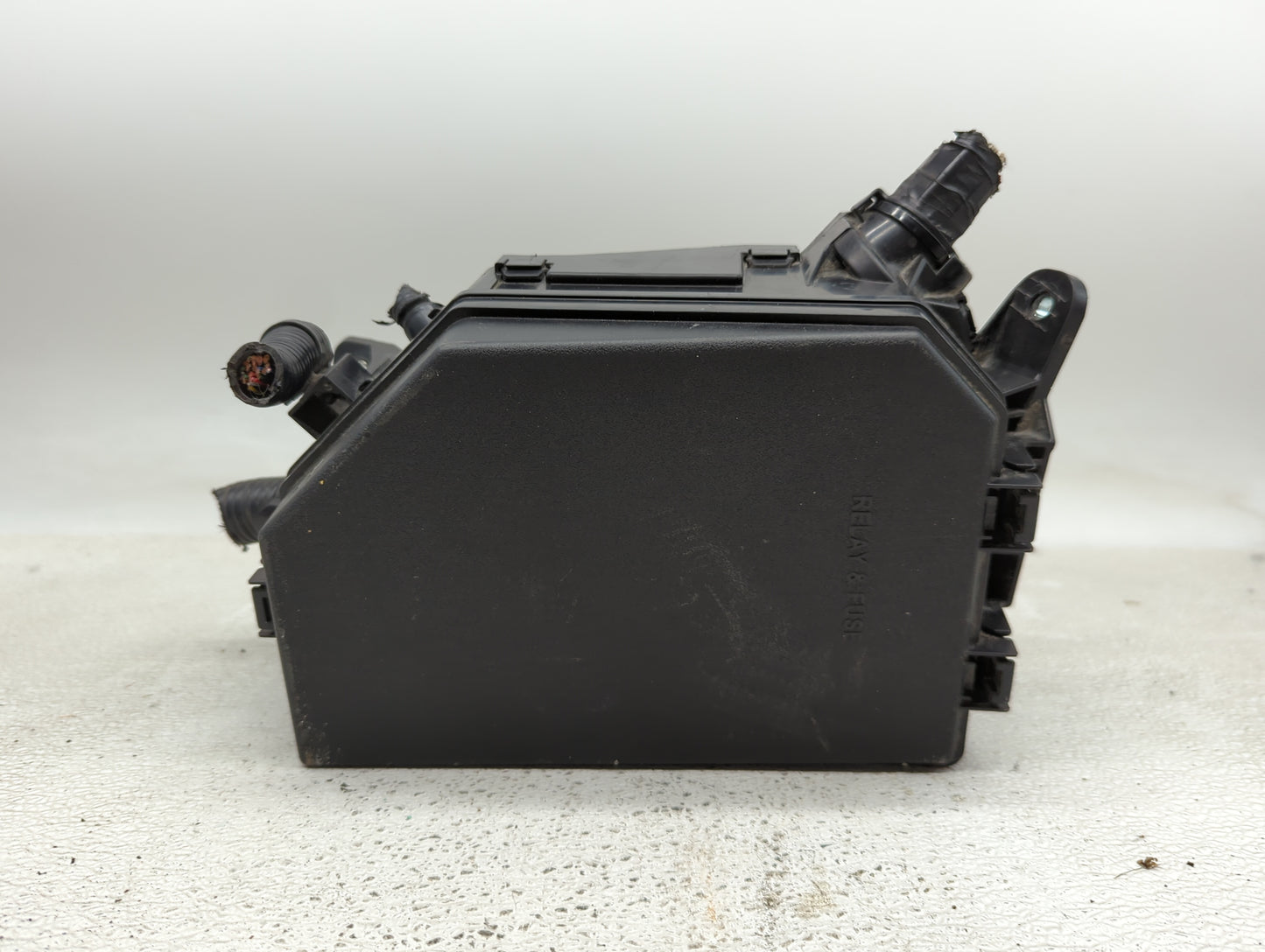 2020-2022 Toyota Corolla Fusebox Fuse Box Panel Relay Module P/N:82641-47050-A Fits Fits 2020 2021 2022 OEM Used Auto Parts 