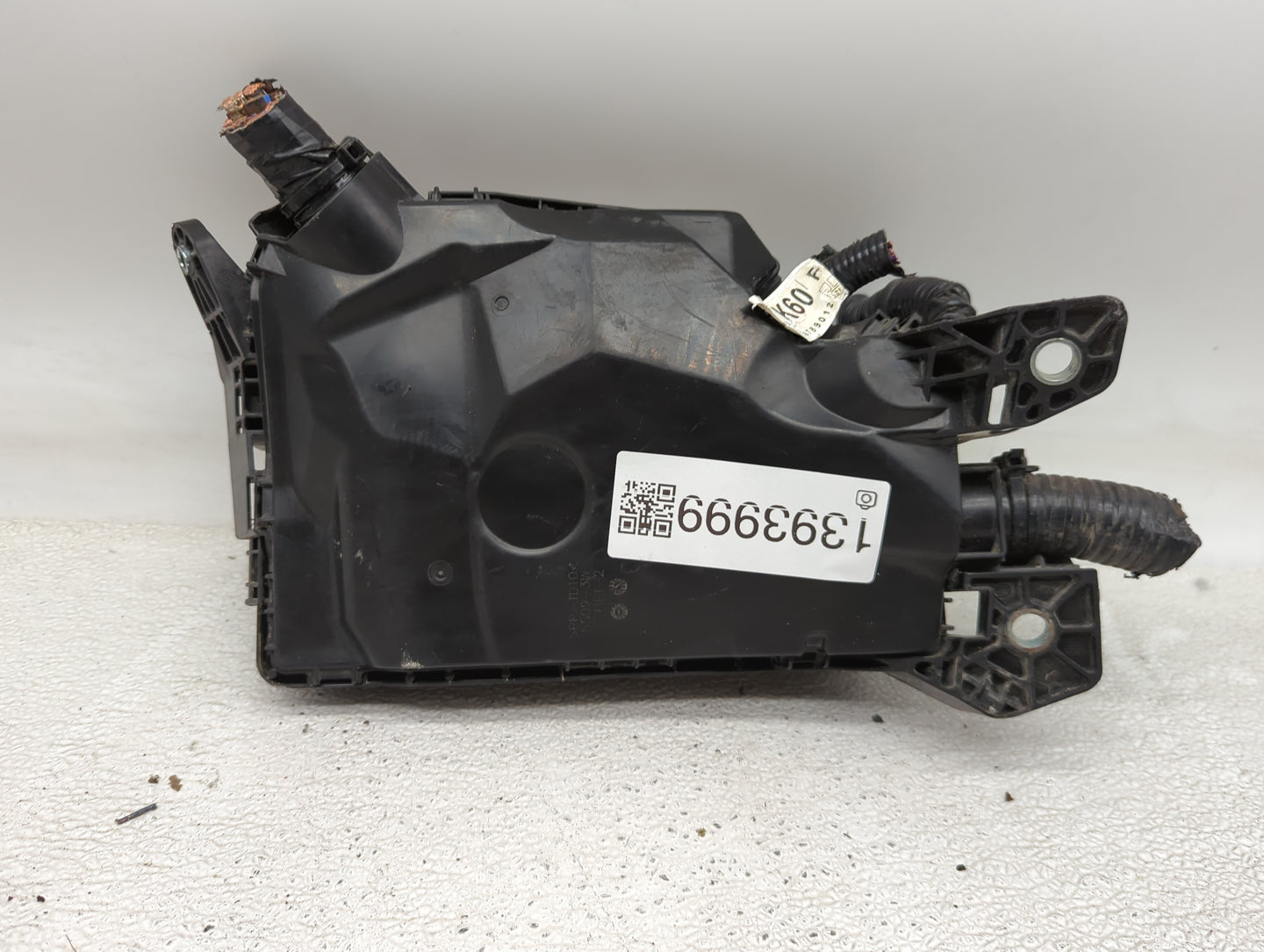 2020-2022 Toyota Corolla Fusebox Fuse Box Panel Relay Module P/N:82641-47050-A Fits Fits 2020 2021 2022 OEM Used Auto Parts 