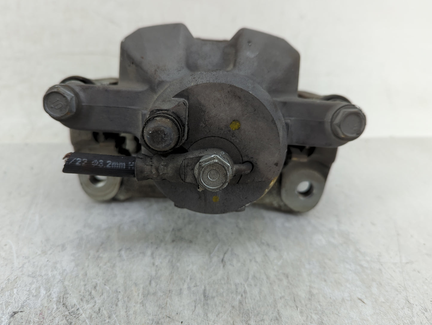 2020-2022 Toyota Corolla Front Driver Left Brake Caliper - Oemusedautoparts1.com
