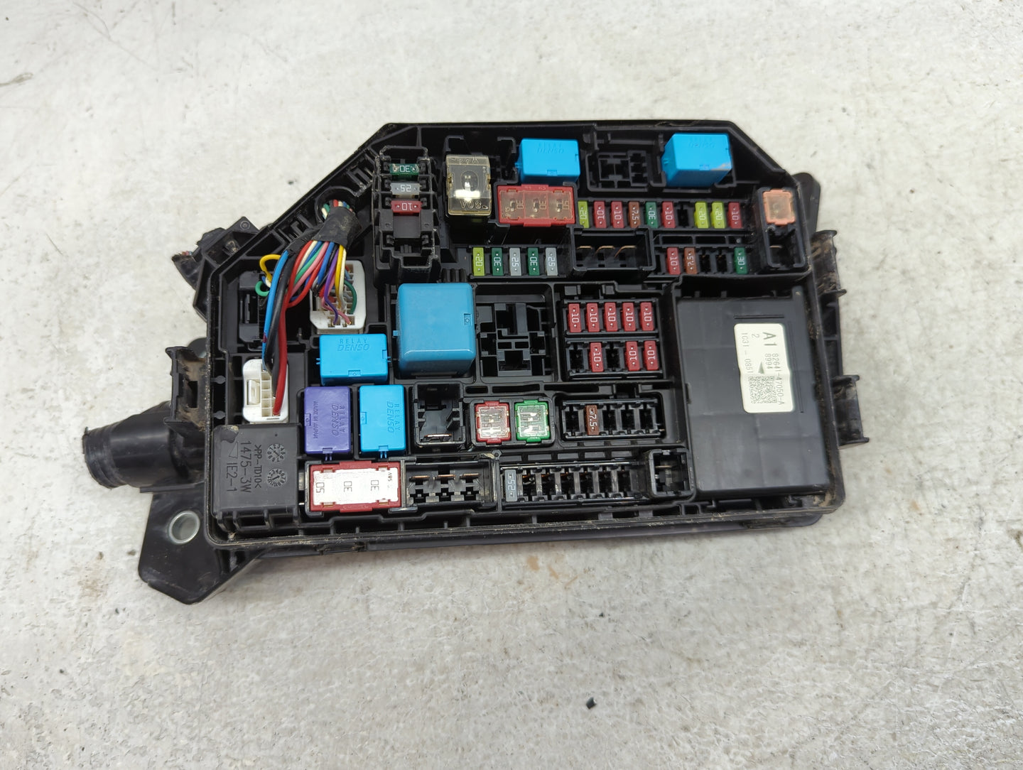 2020-2022 Toyota Corolla Fusebox Fuse Box Panel Relay Module P/N:82641-47050-A Fits Fits 2020 2021 2022 OEM Used Auto Parts 