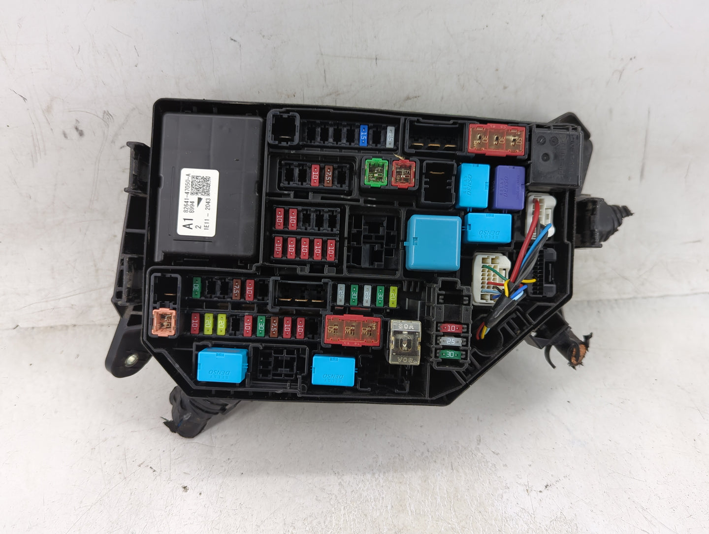 2020-2022 Toyota Corolla Fusebox Fuse Box Panel Relay Module P/N:82641-47050-A Fits Fits 2020 2021 2022 OEM Used Auto Parts 